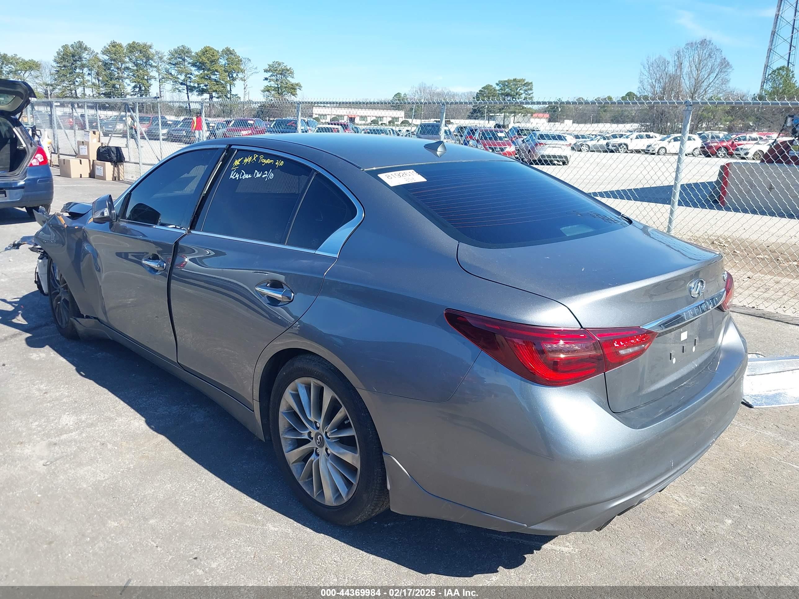 INFINITI Q50 image 3