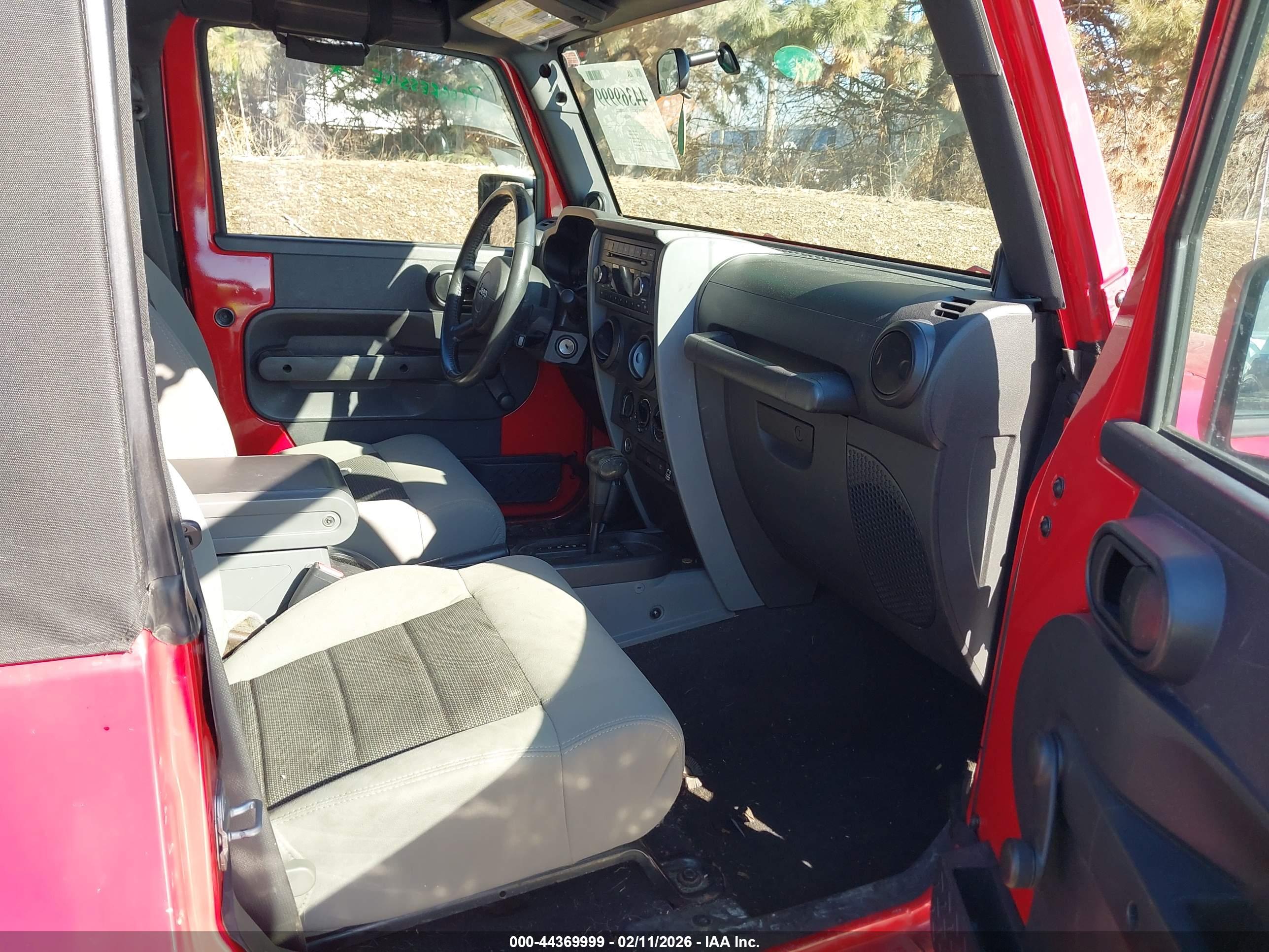 JEEP WRANGLER image 5