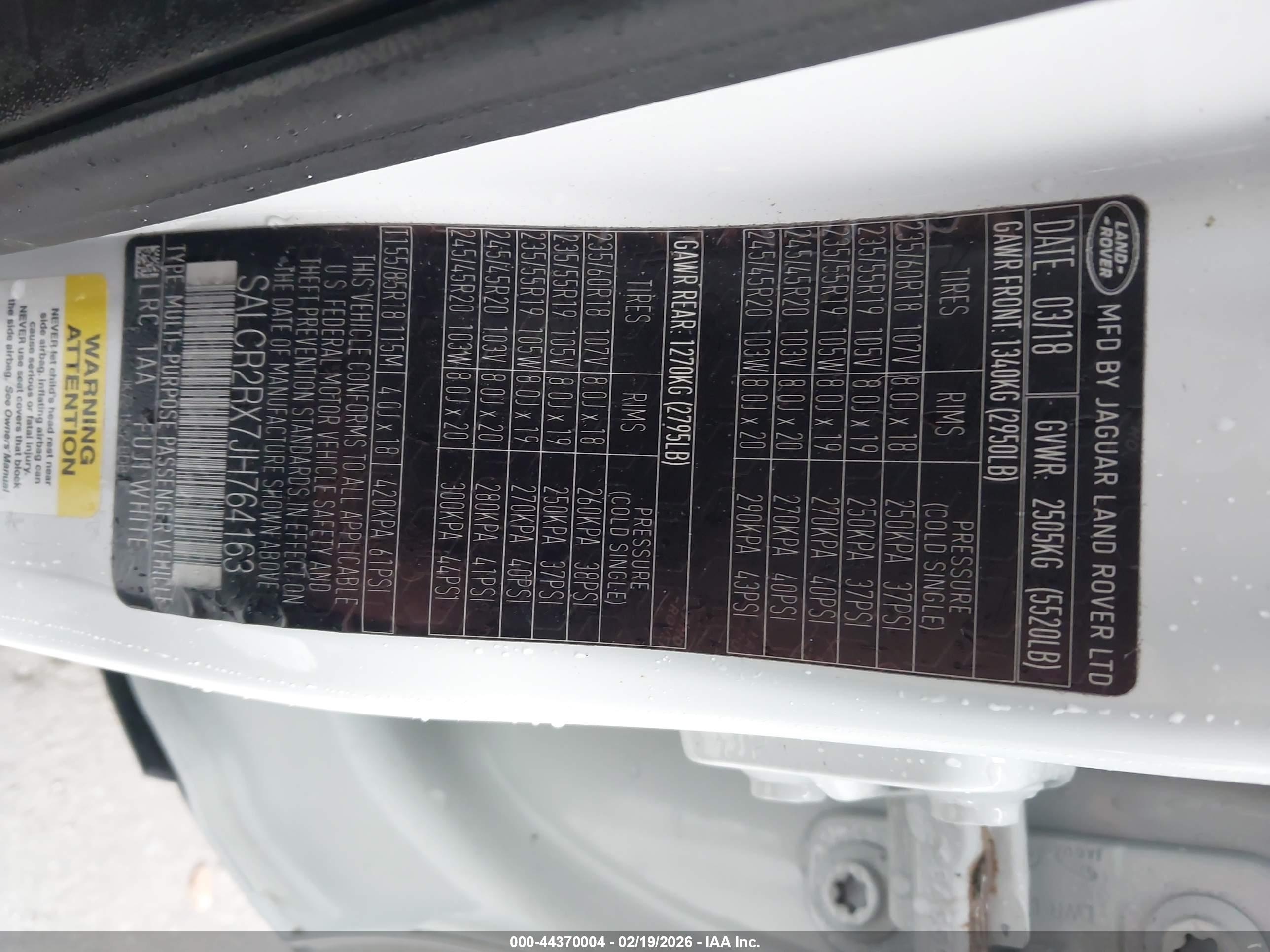 LAND ROVER image 9