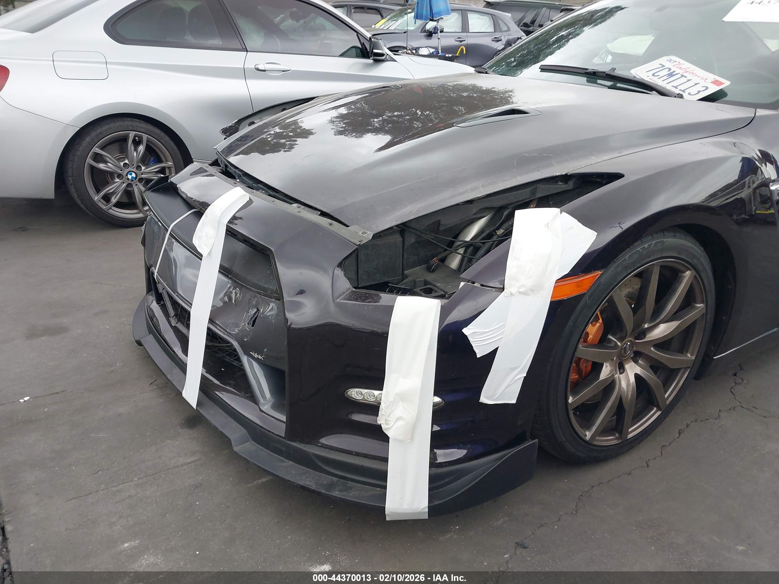 NISSAN GT-R image 6