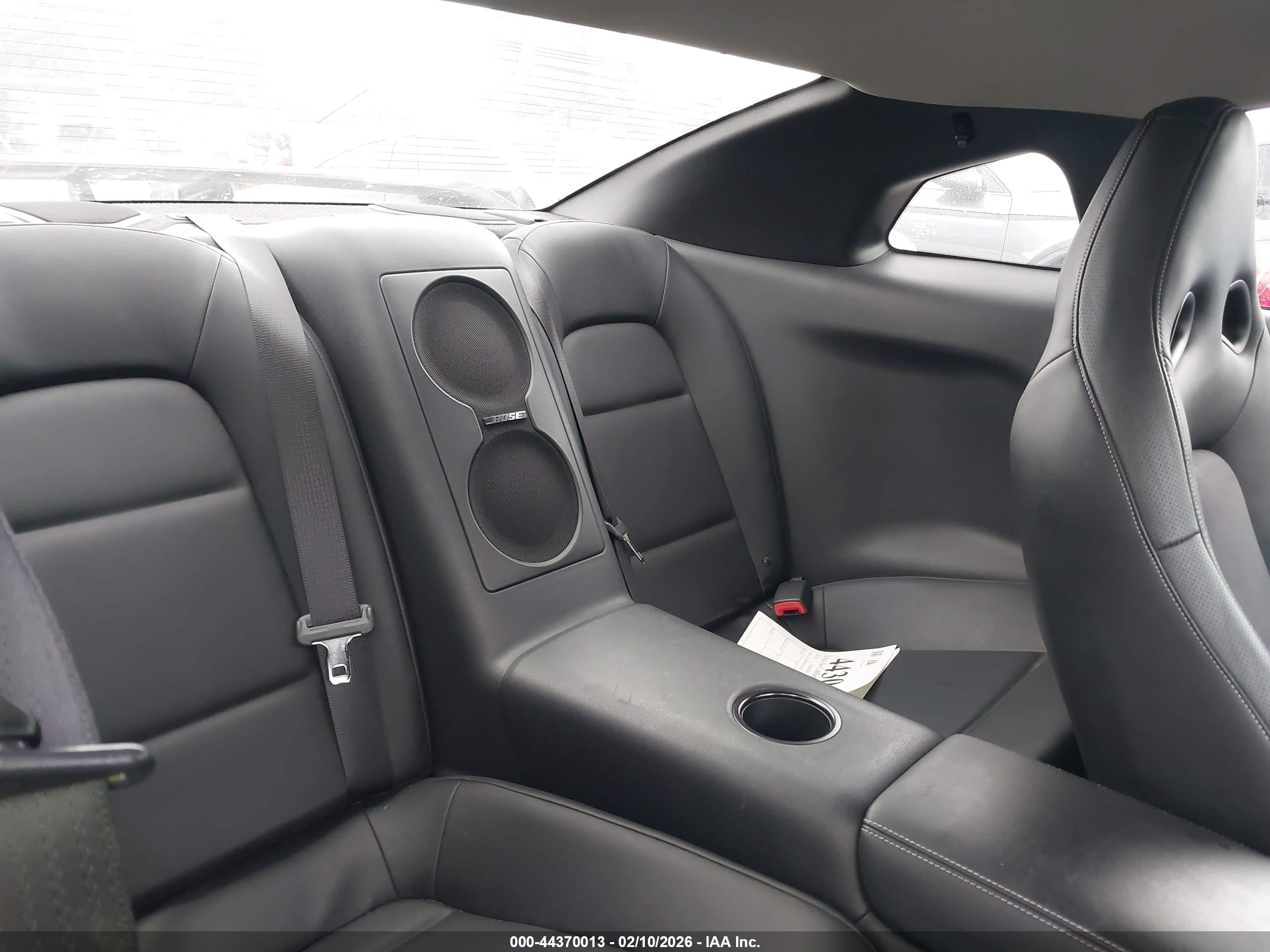NISSAN GT-R image 8