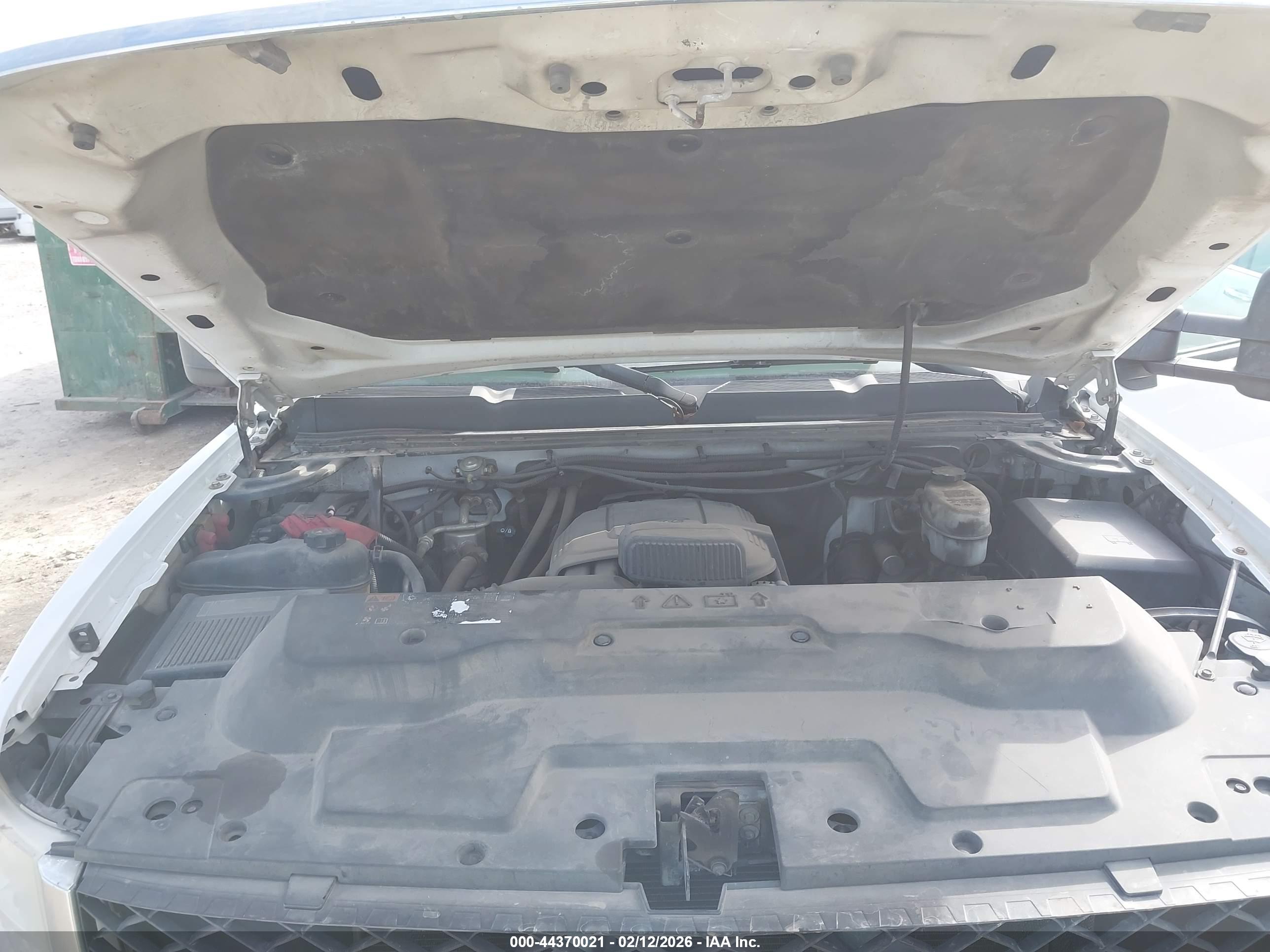 CHEVROLET SILVERADO image 10