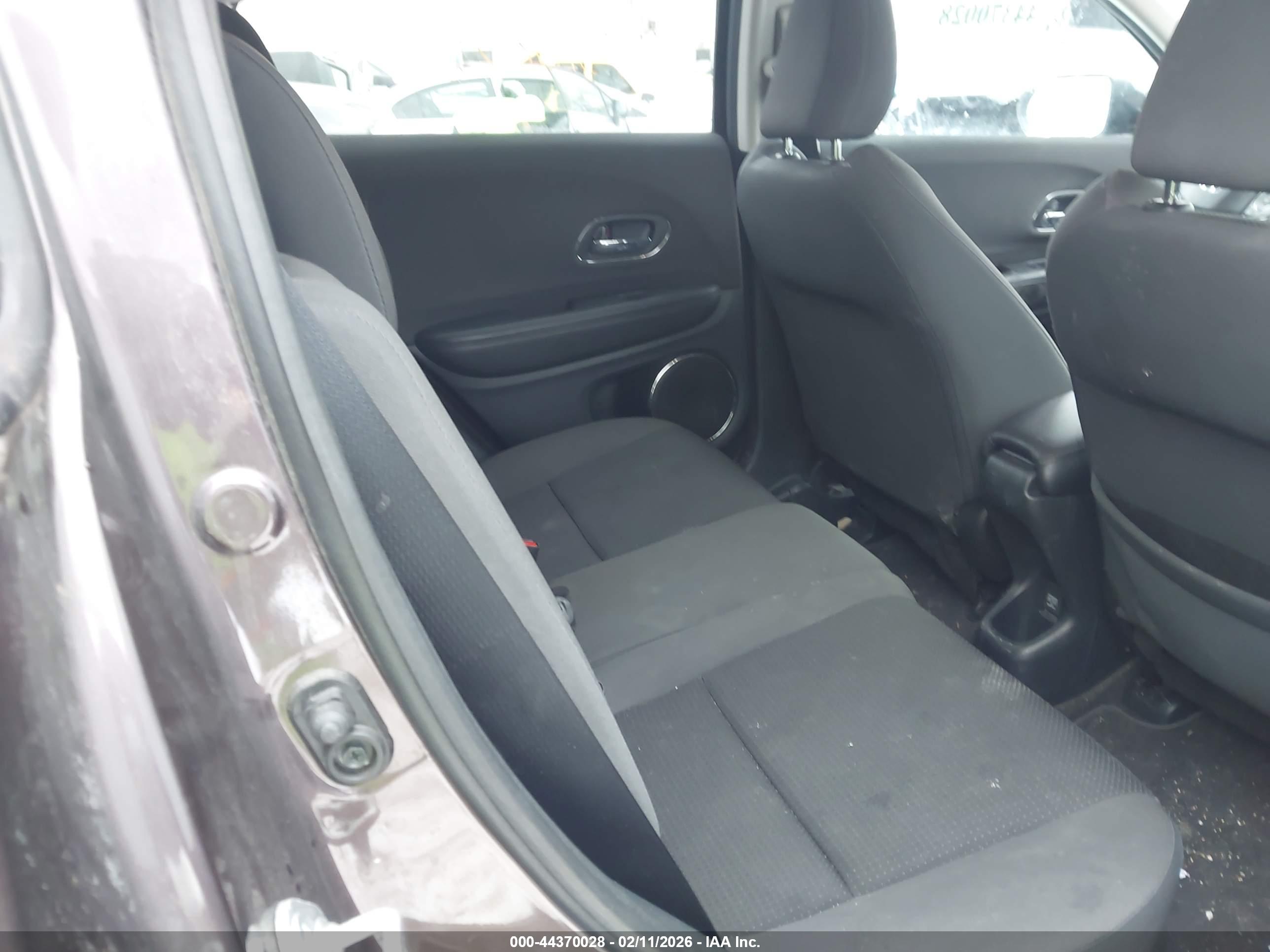 HONDA HR-V image 8