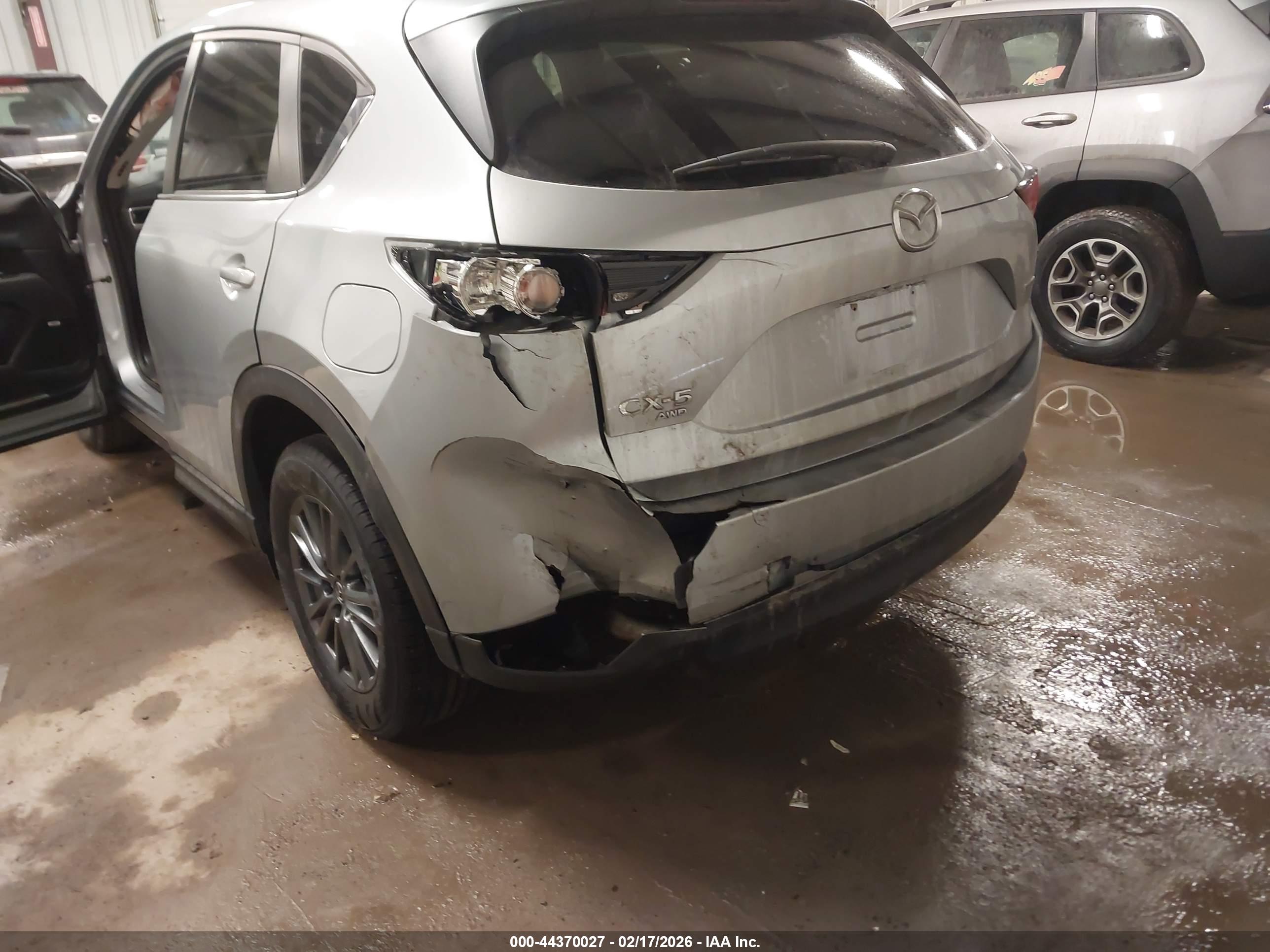 MAZDA CX-5 image 6