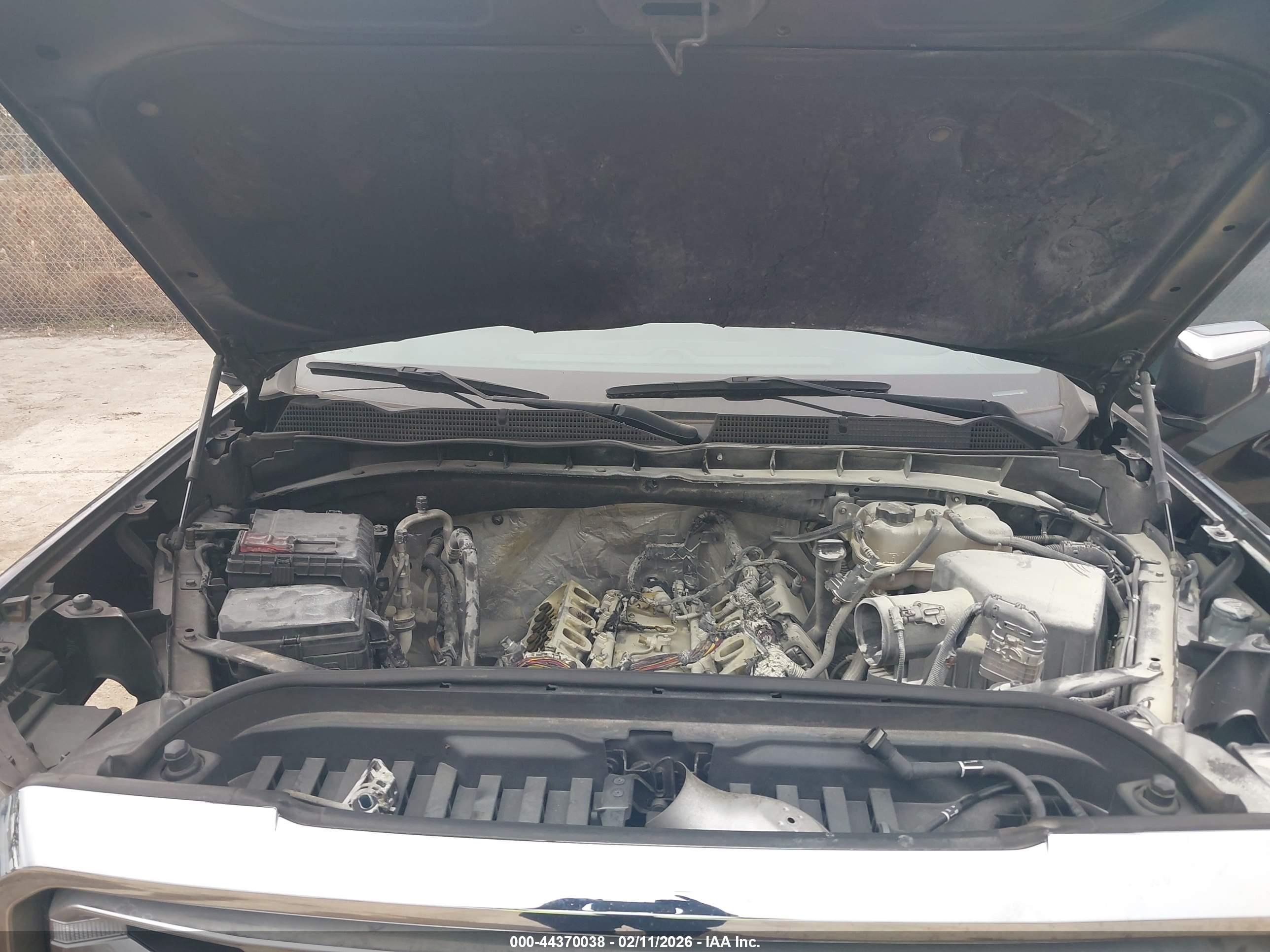 GMC SIERRA image 10