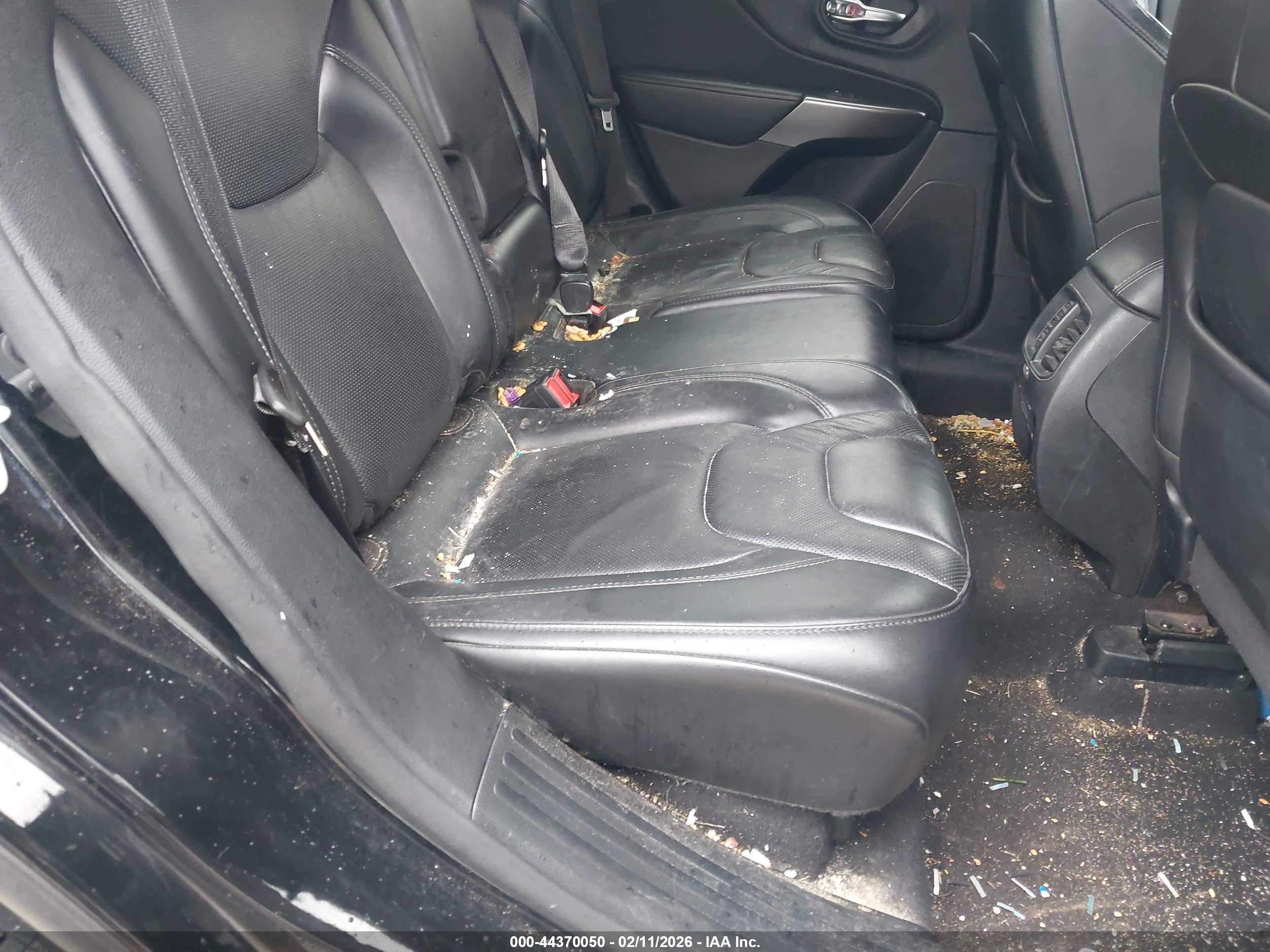 JEEP CHEROKEE image 8