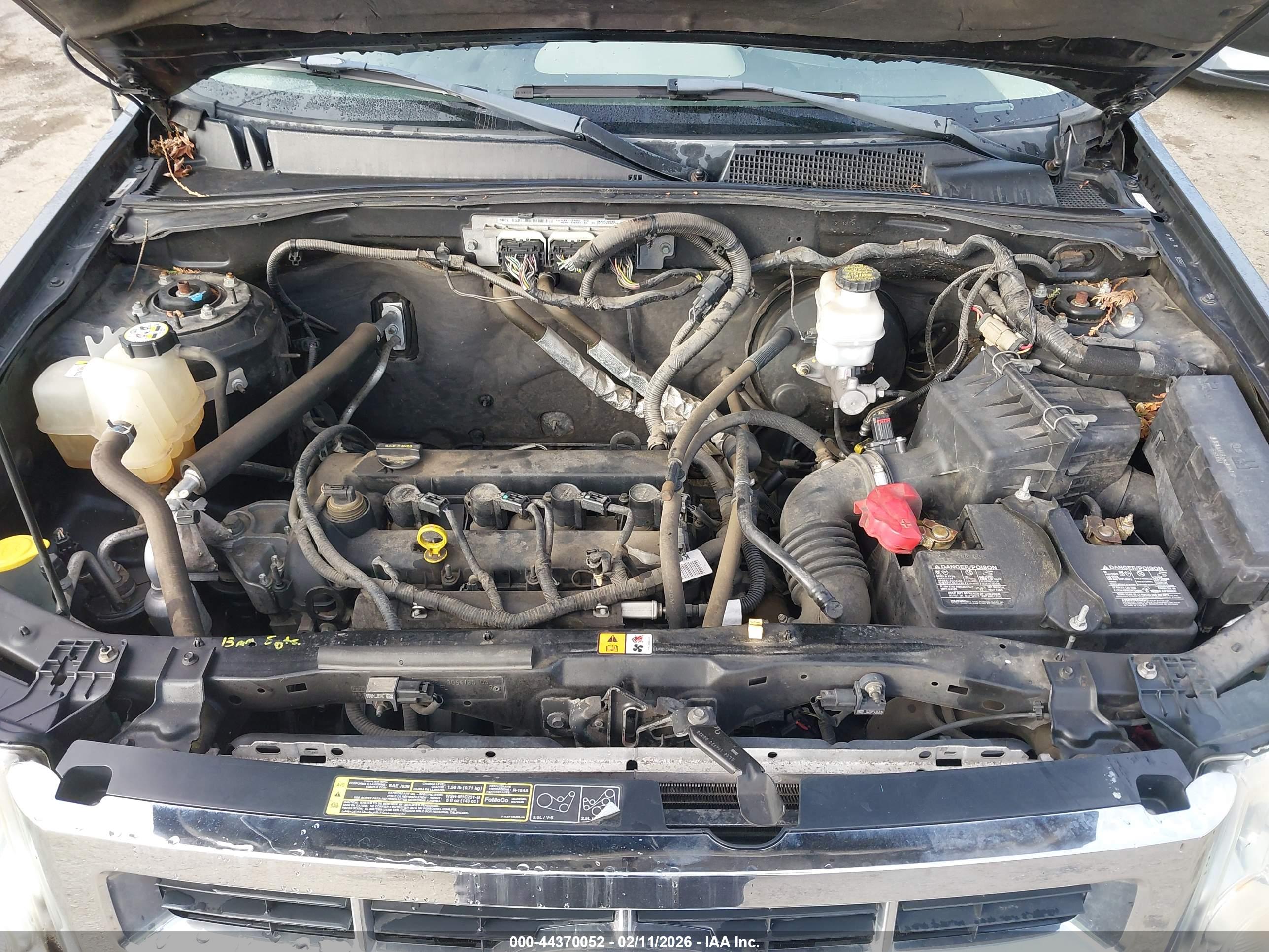 FORD ESCAPE image 10