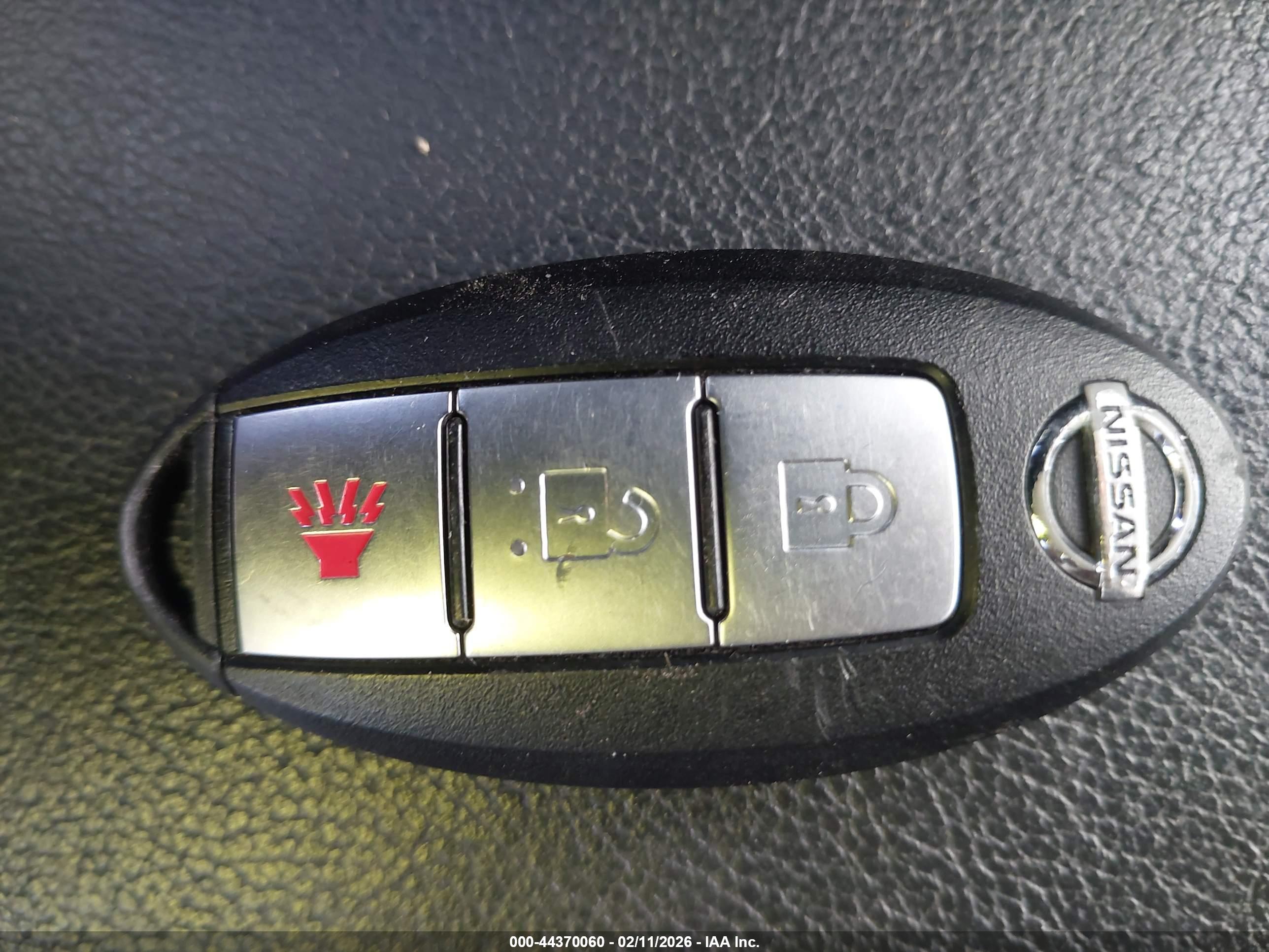 NISSAN JUKE image 11