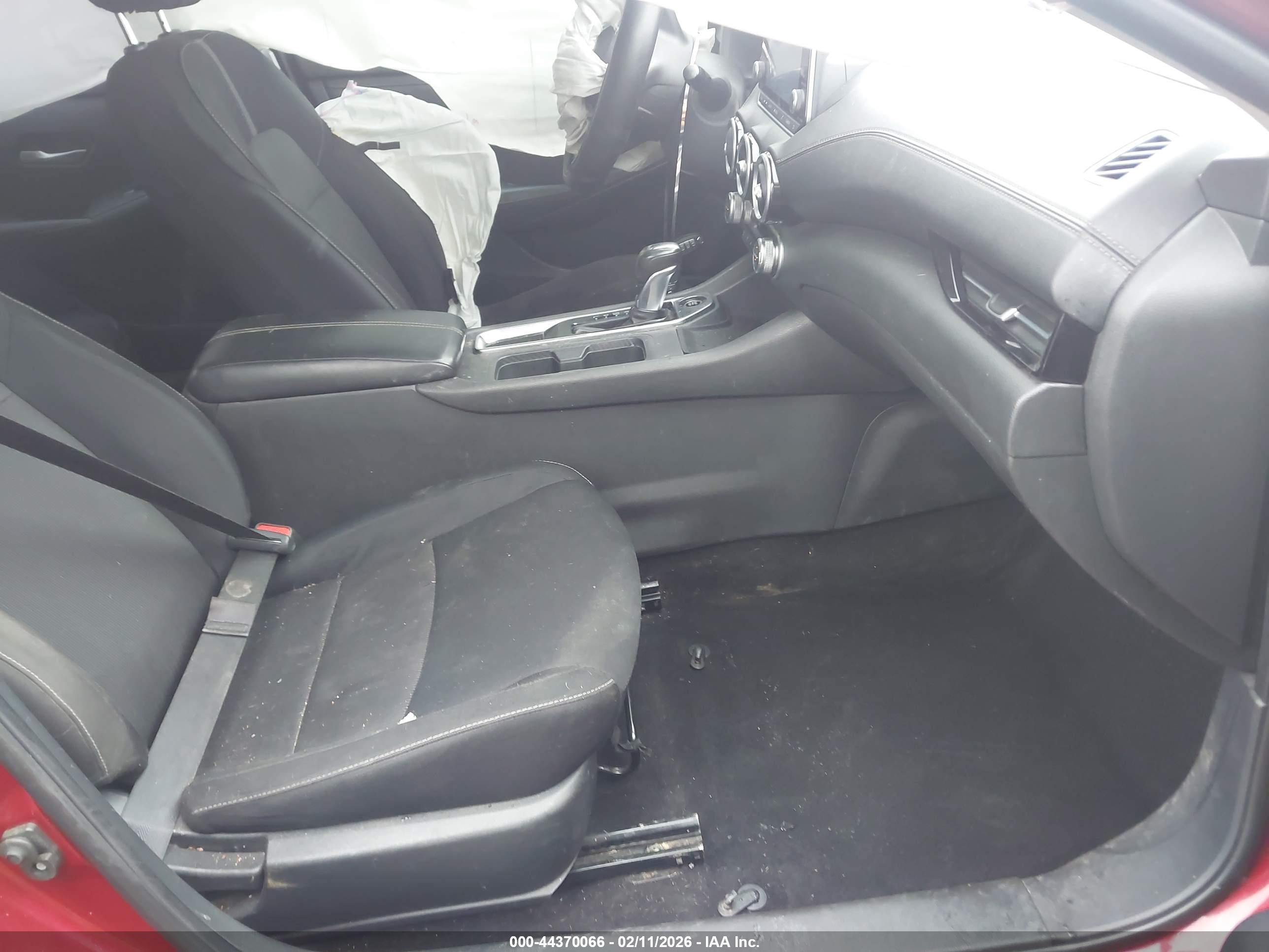 NISSAN SENTRA image 5