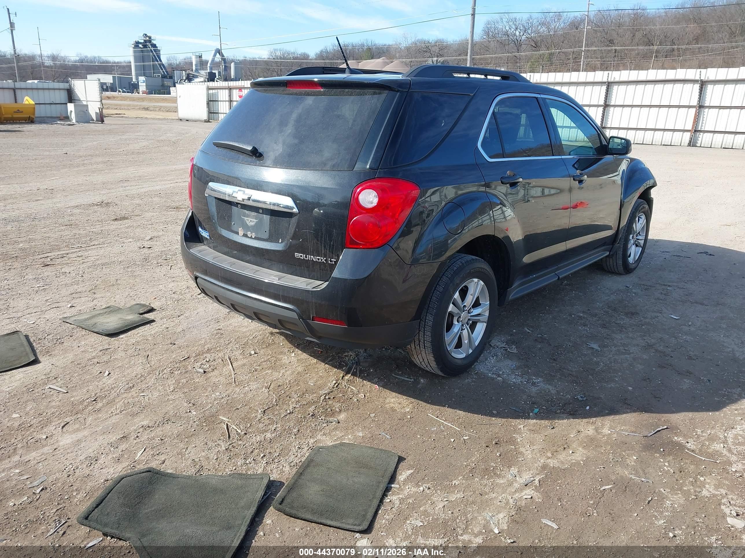 CHEVROLET EQUINOX image 4
