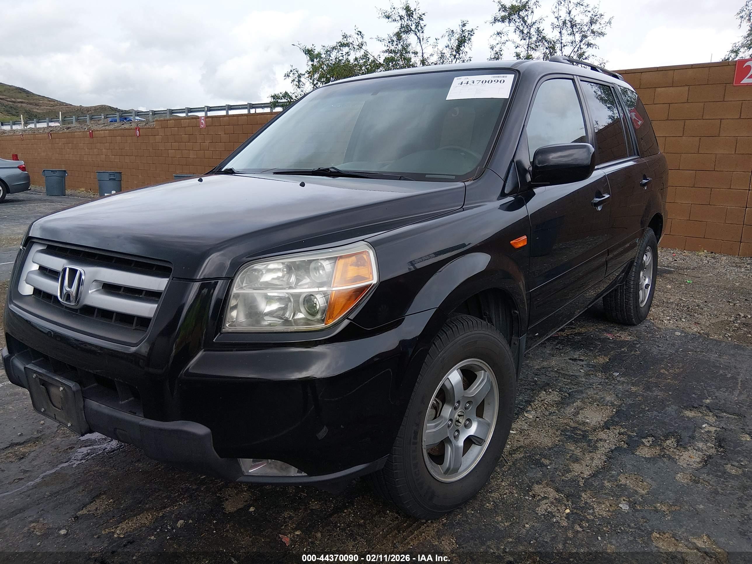 HONDA PILOT image 2