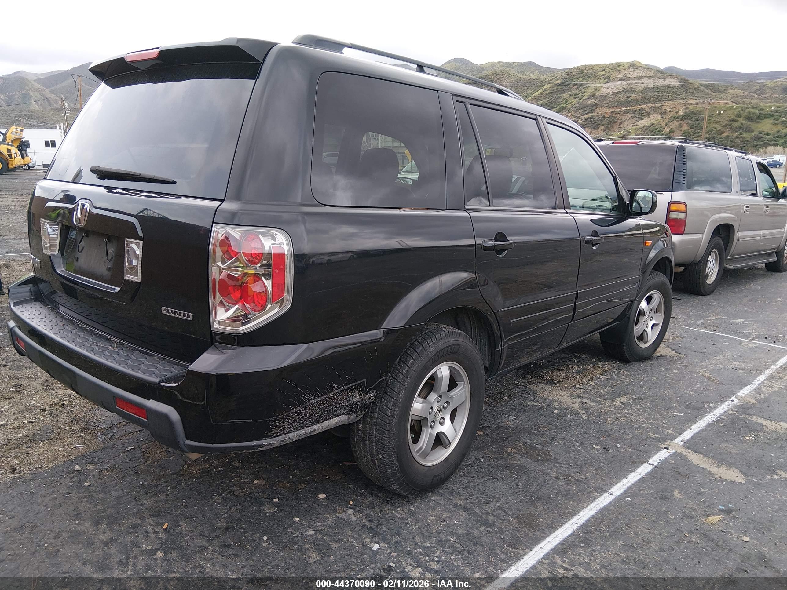 HONDA PILOT image 4
