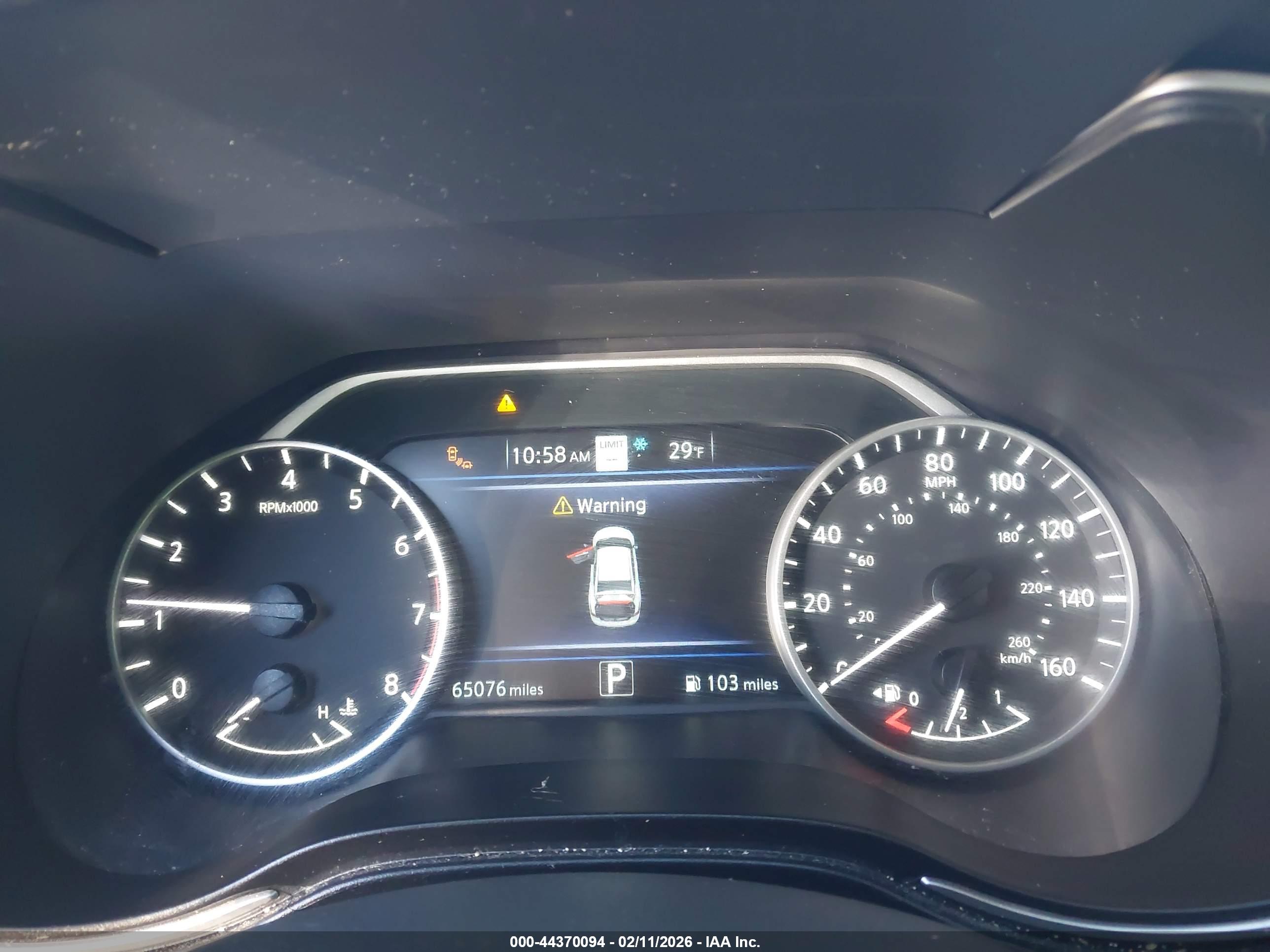 NISSAN MAXIMA image 7