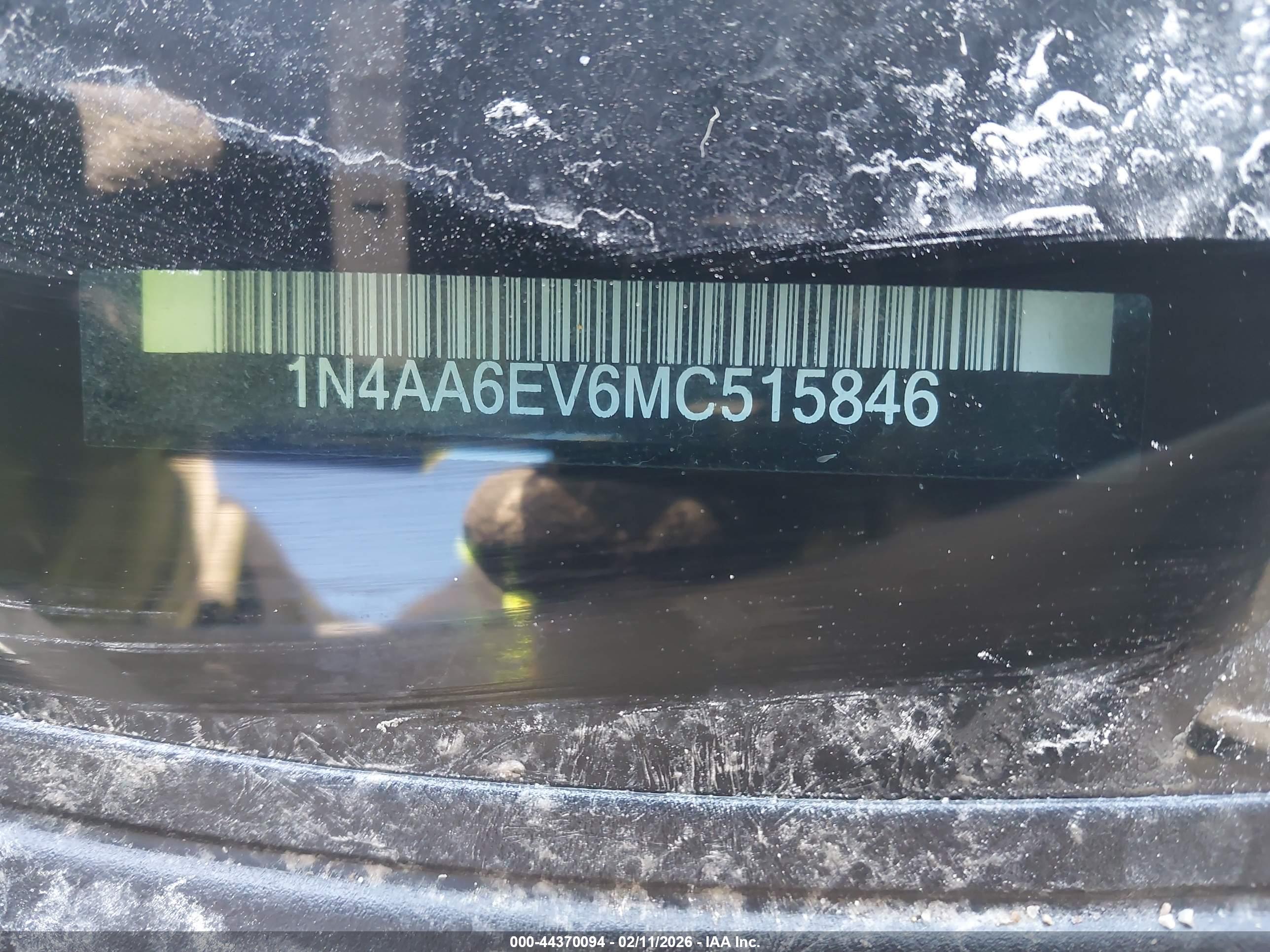 NISSAN MAXIMA image 9