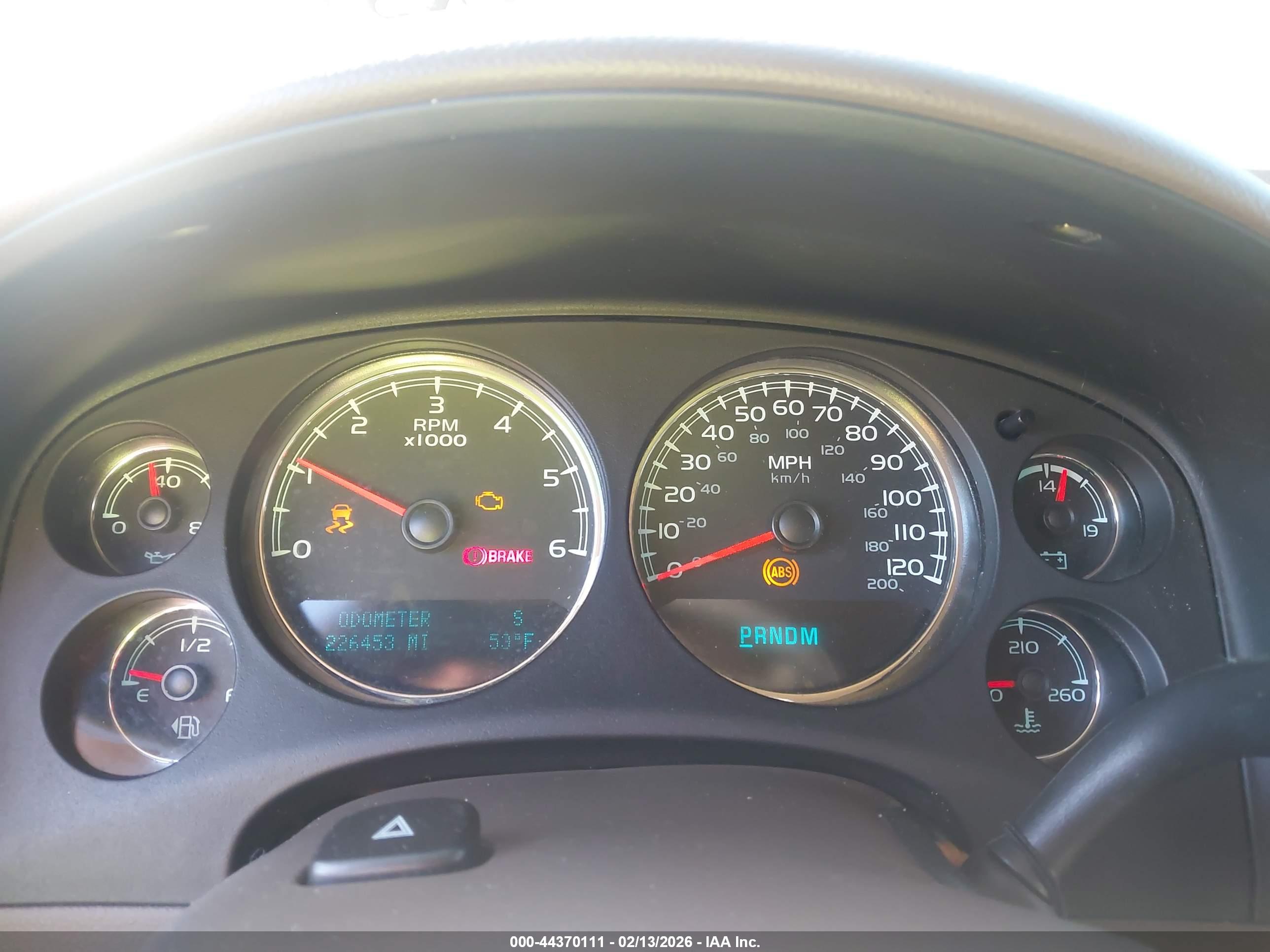 GMC YUKON image 7