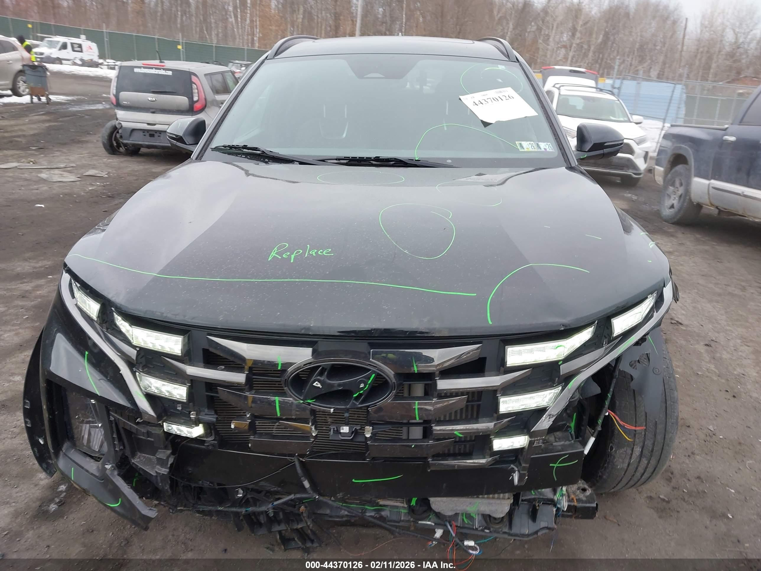 HYUNDAI SANTA image 6