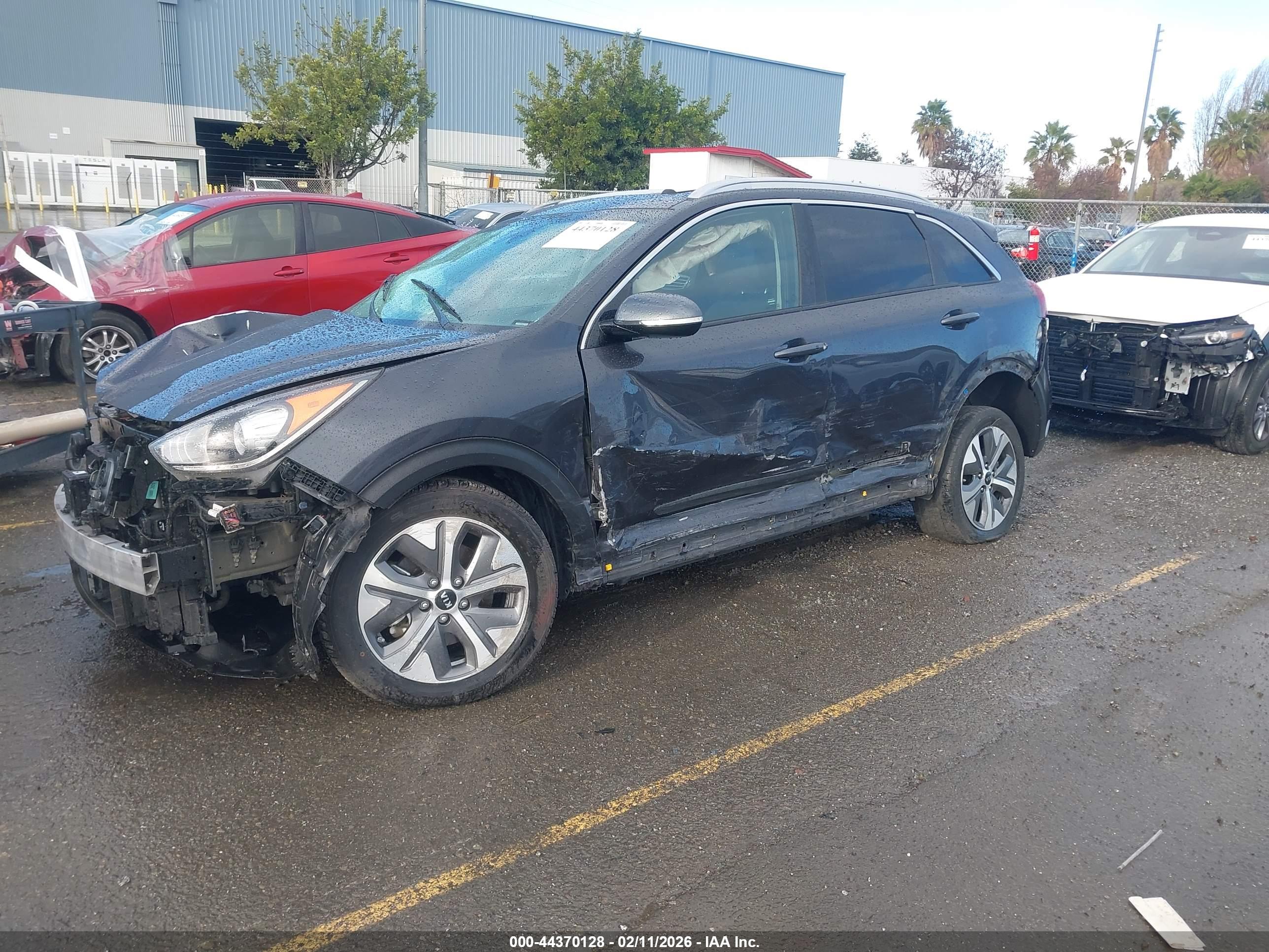 KIA NIRO image 2