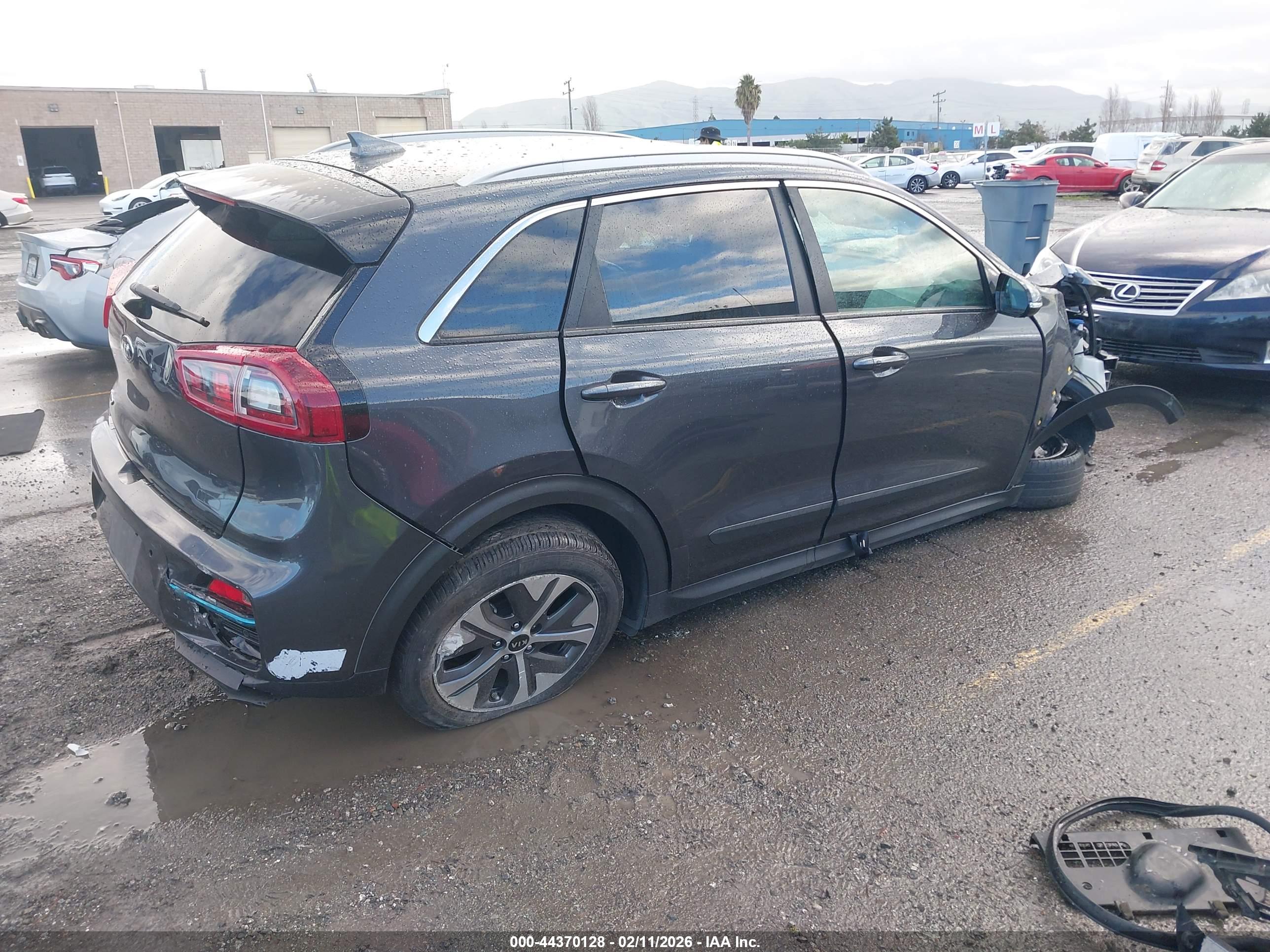 KIA NIRO image 4