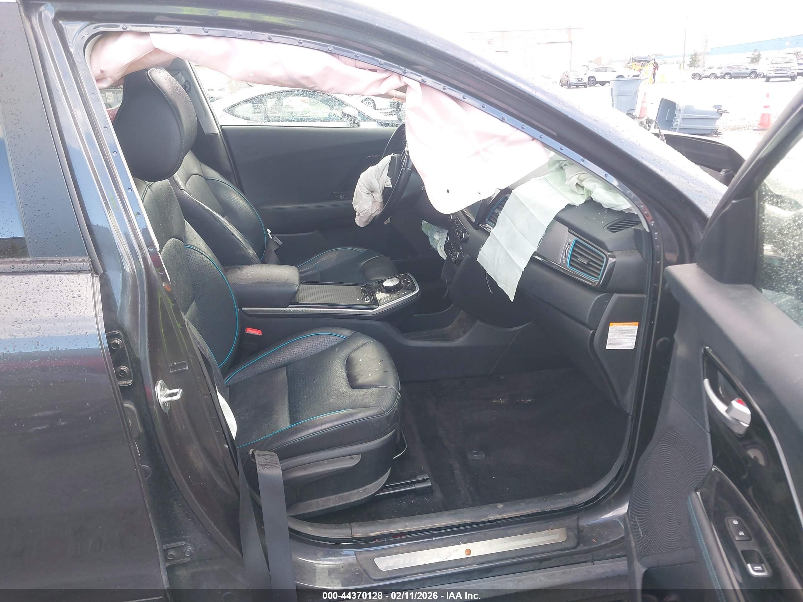 KIA NIRO image 5