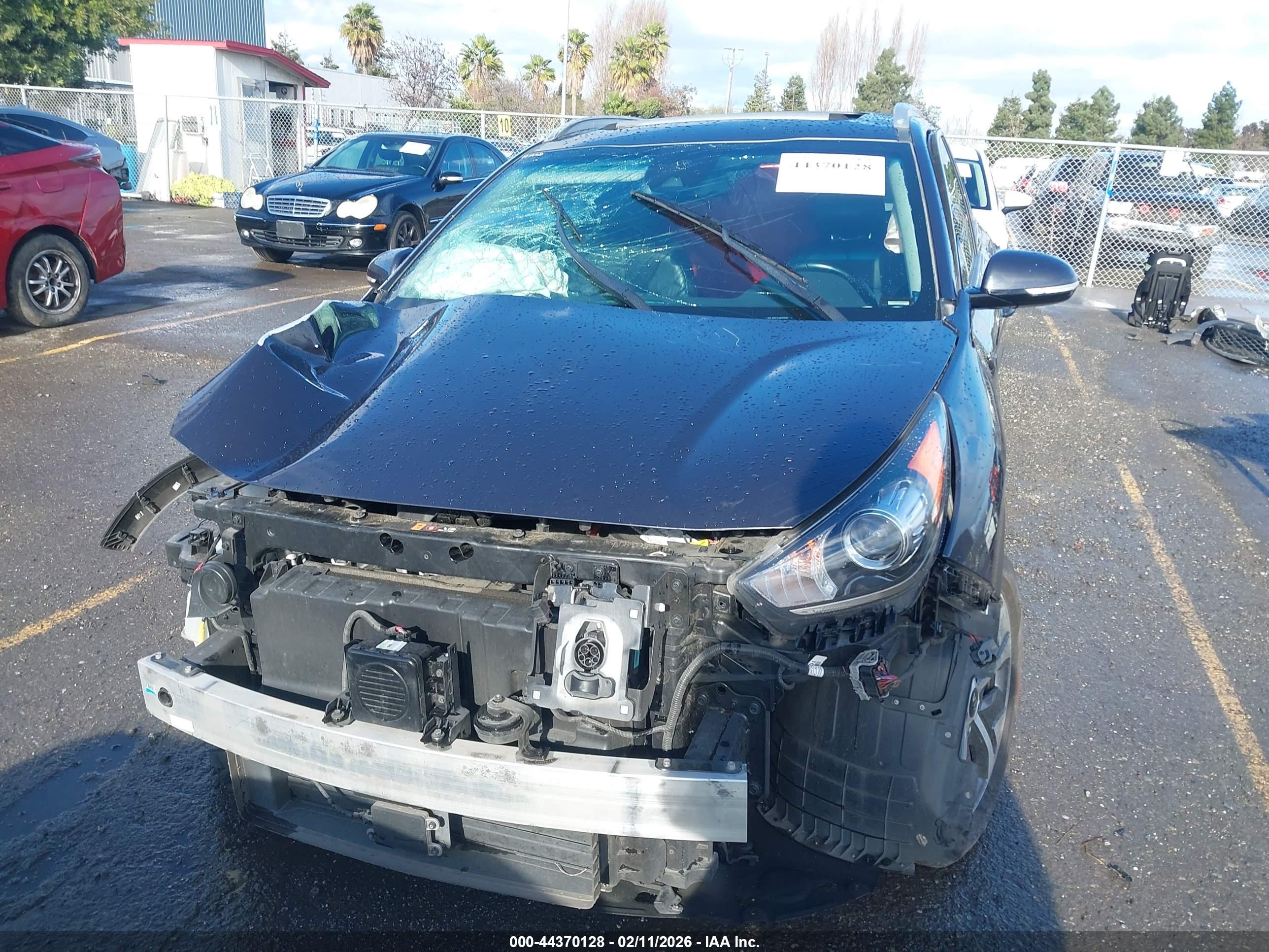 KIA NIRO image 6