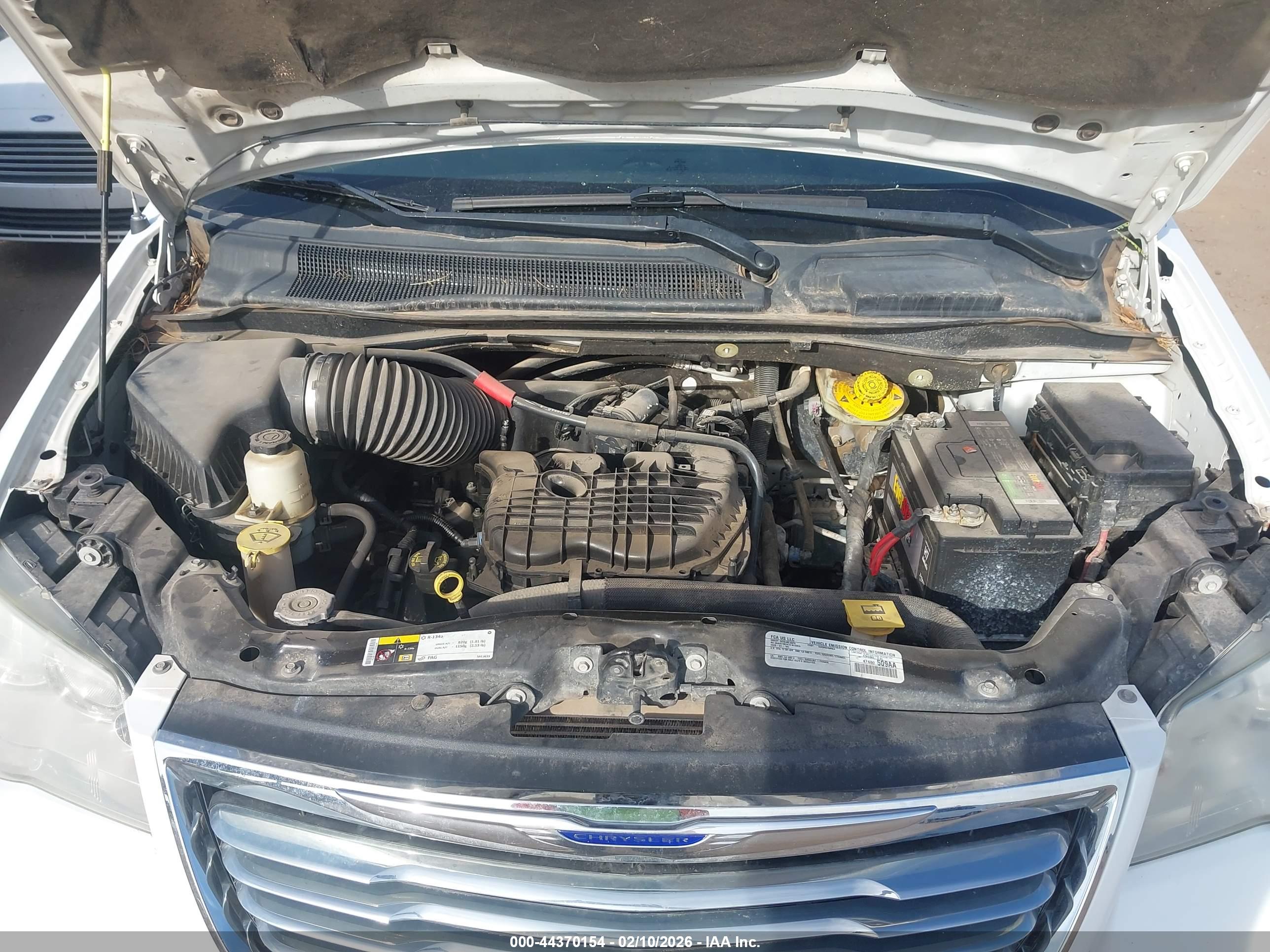 CHRYSLER TOWN image 10