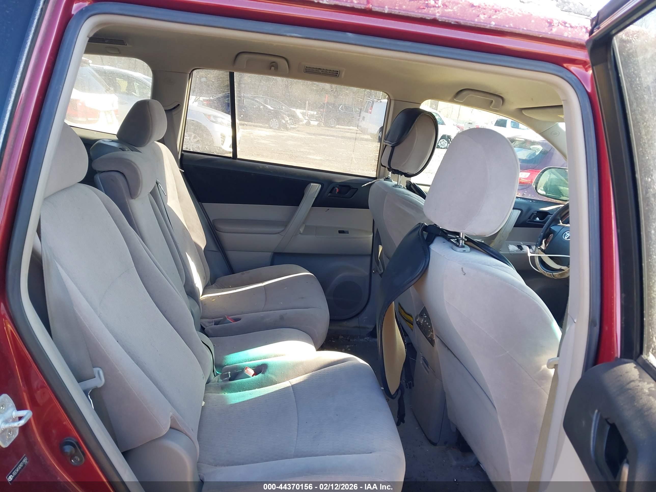 TOYOTA HIGHLANDER image 8