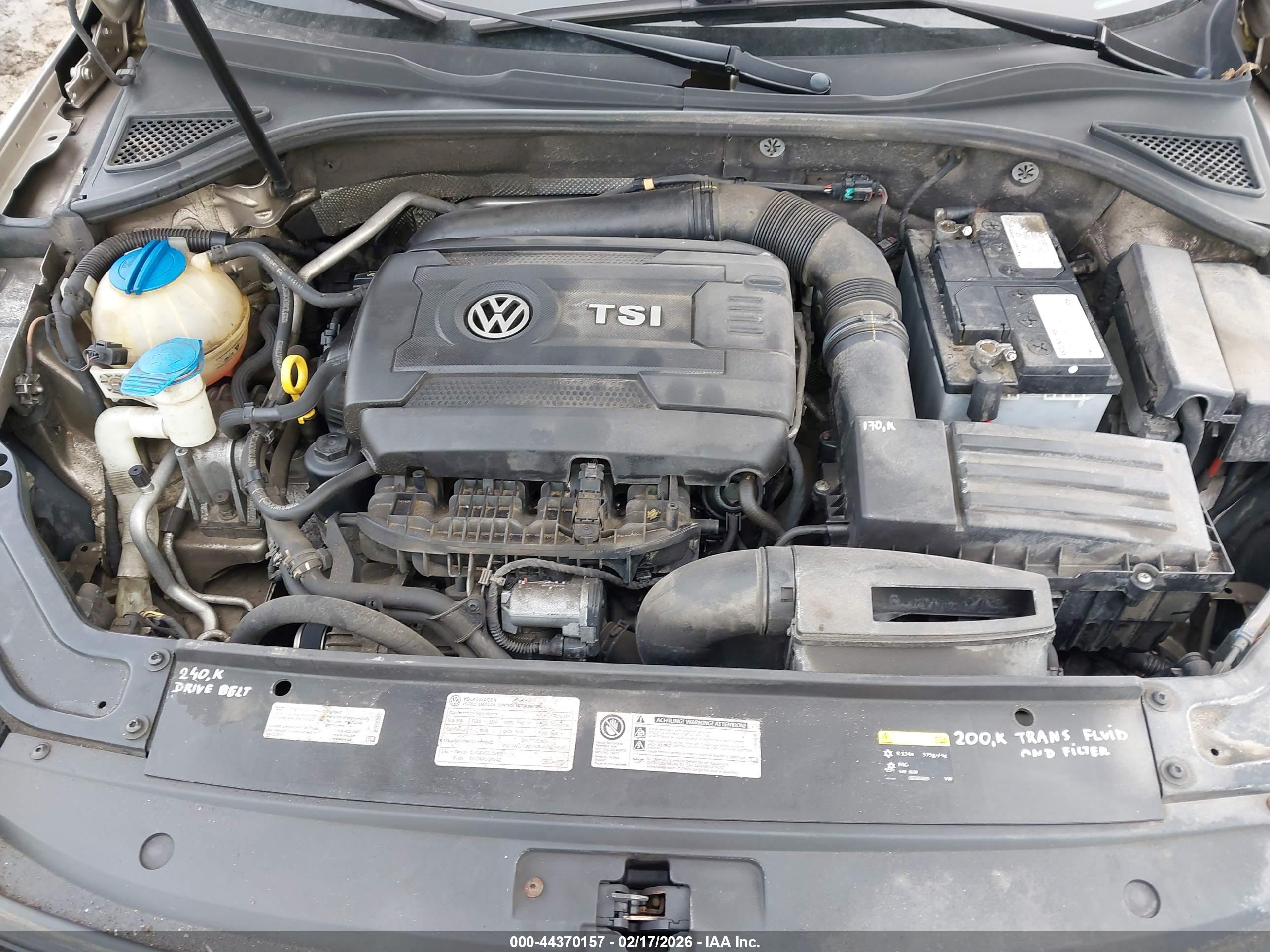 VOLKSWAGEN PASSAT image 10