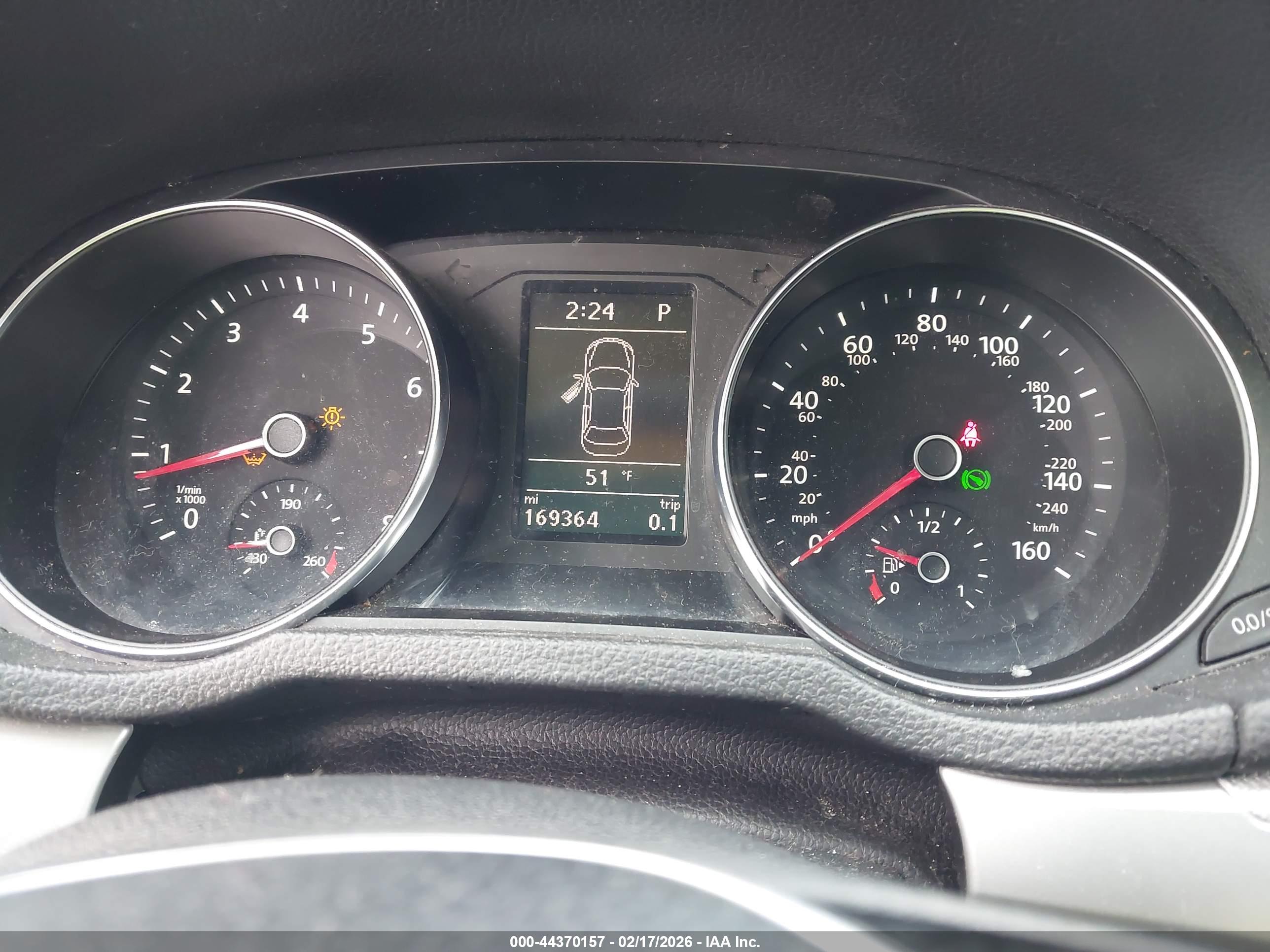 VOLKSWAGEN PASSAT image 7