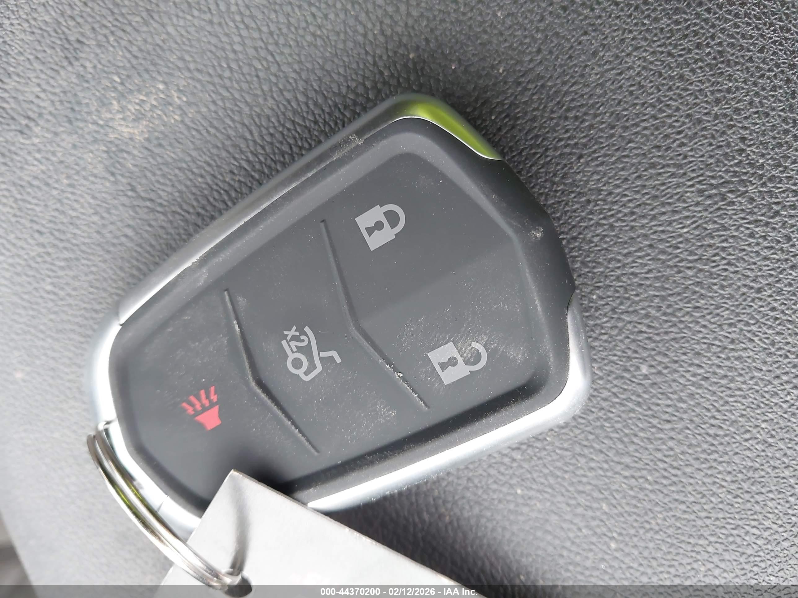 CHEVROLET EQUINOX image 11