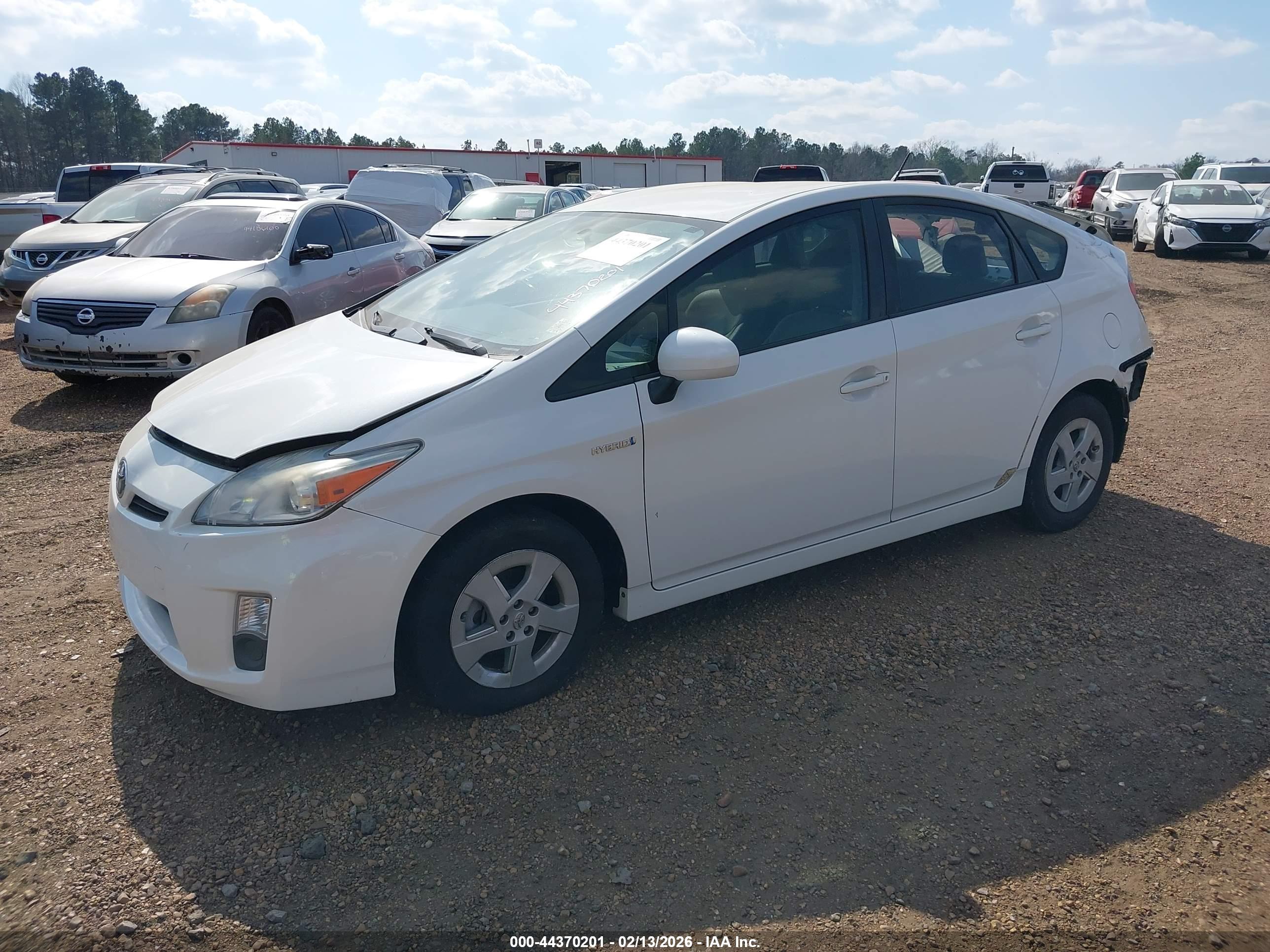 TOYOTA PRIUS image 2