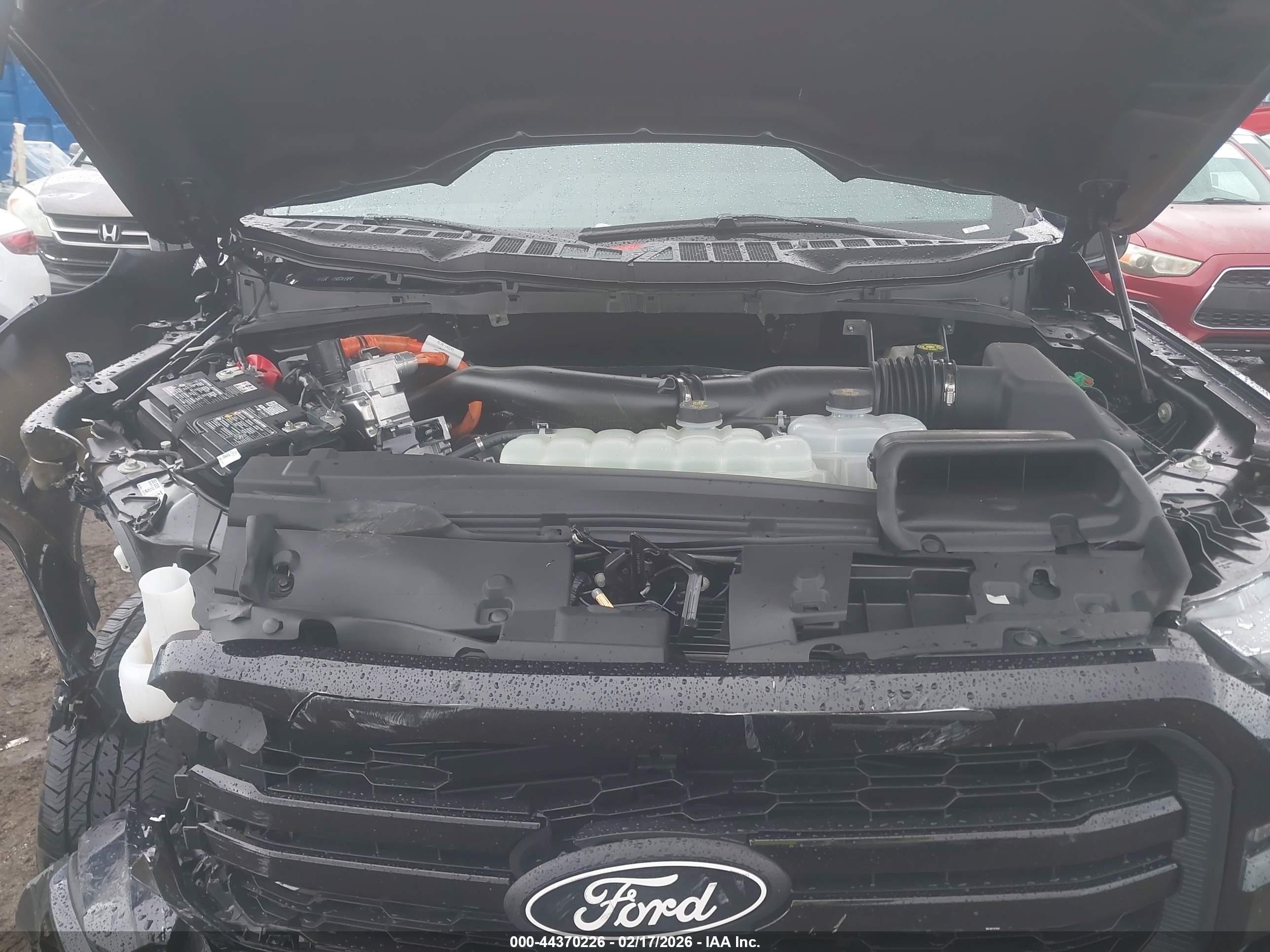 FORD F-150 image 10