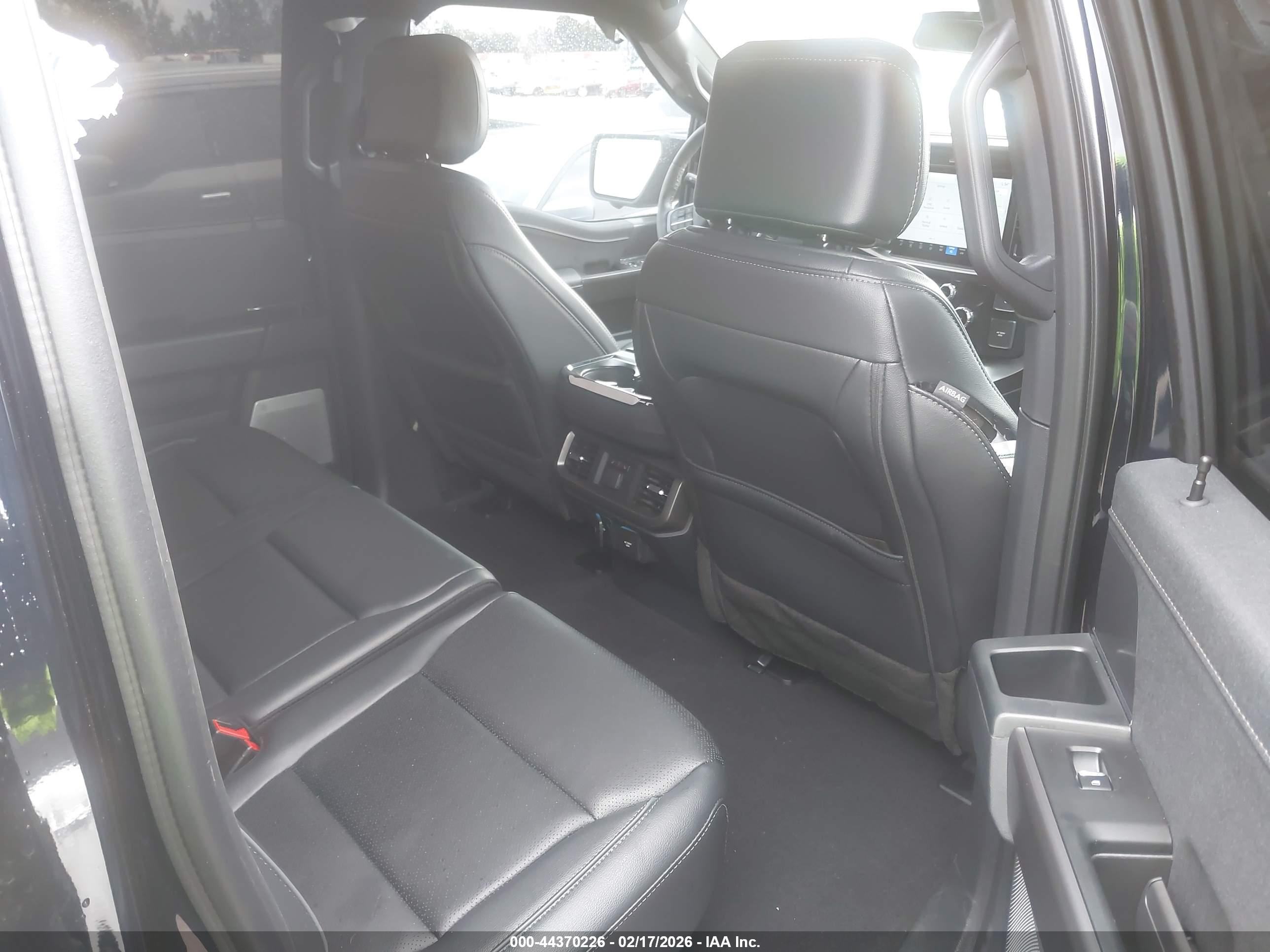 FORD F-150 image 8