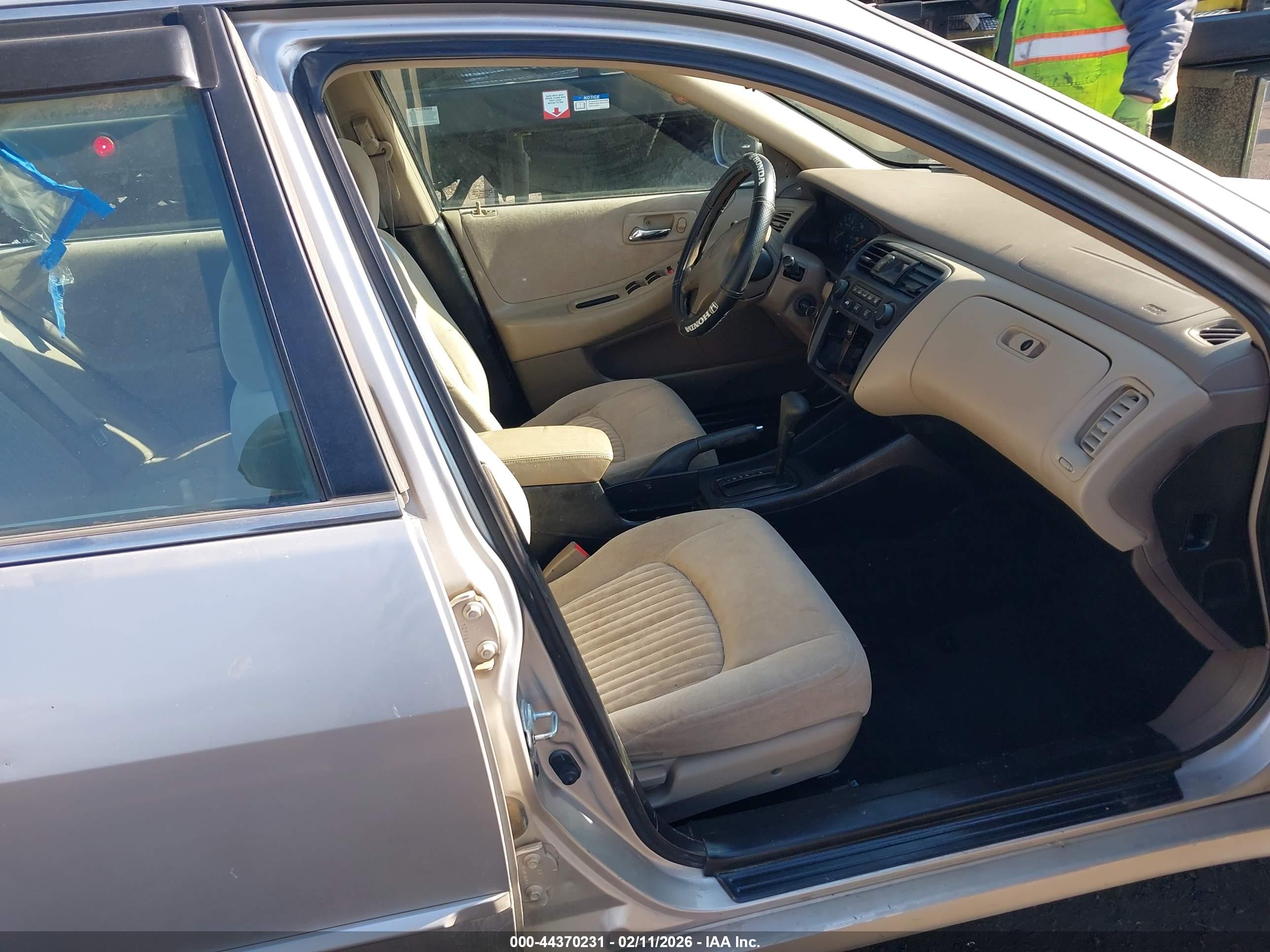 HONDA ACCORD image 5