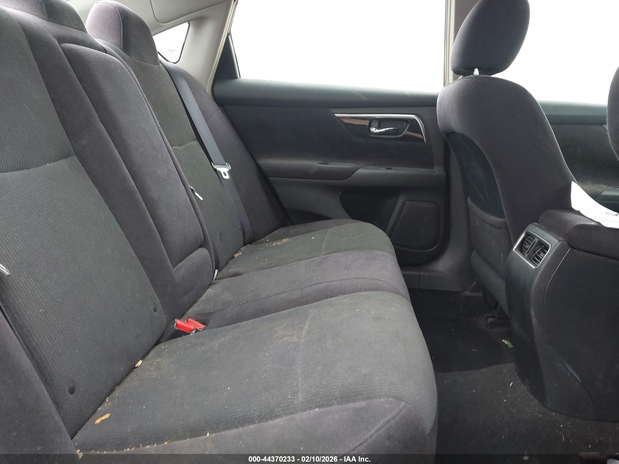 NISSAN ALTIMA image 8