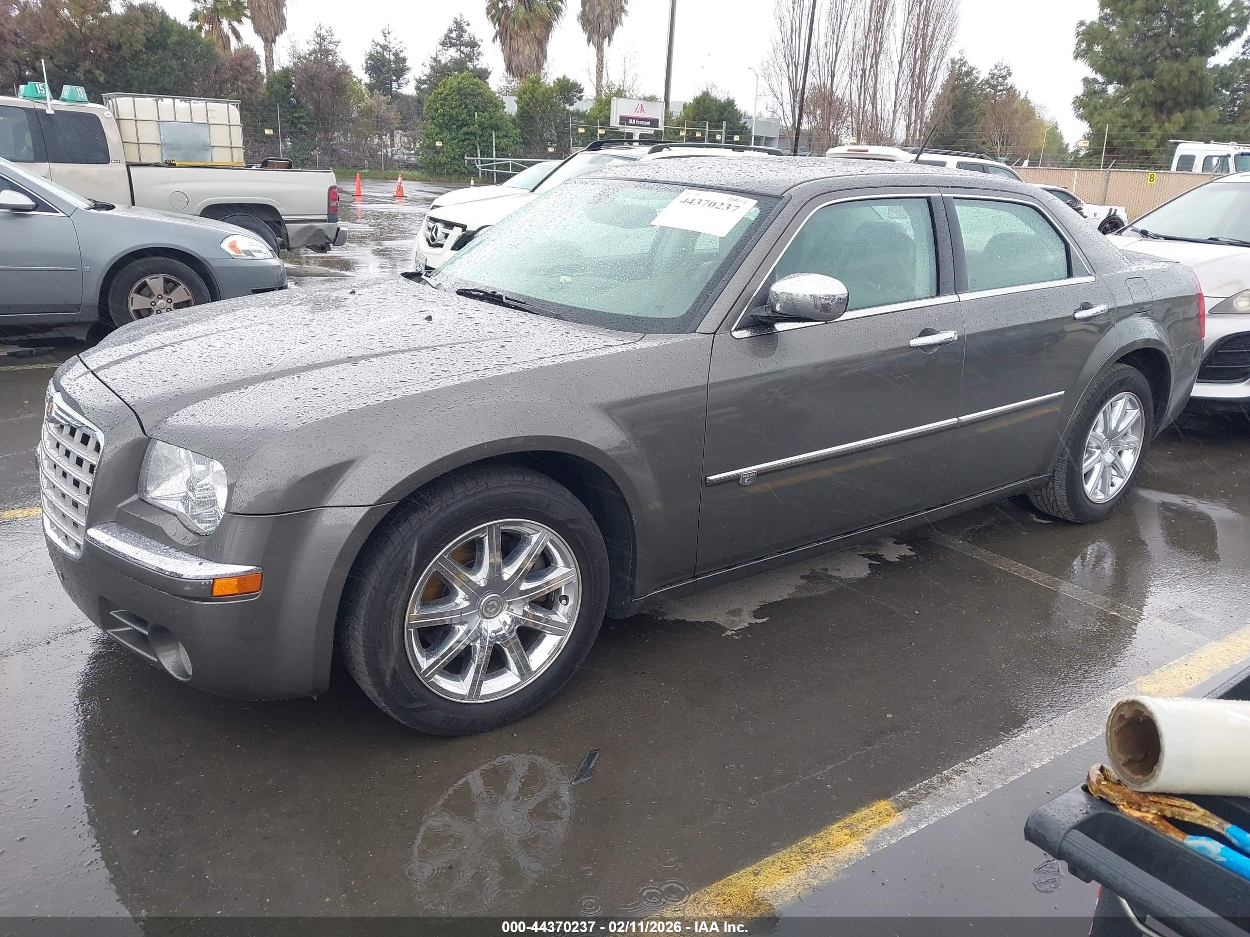 CHRYSLER 300C image 2