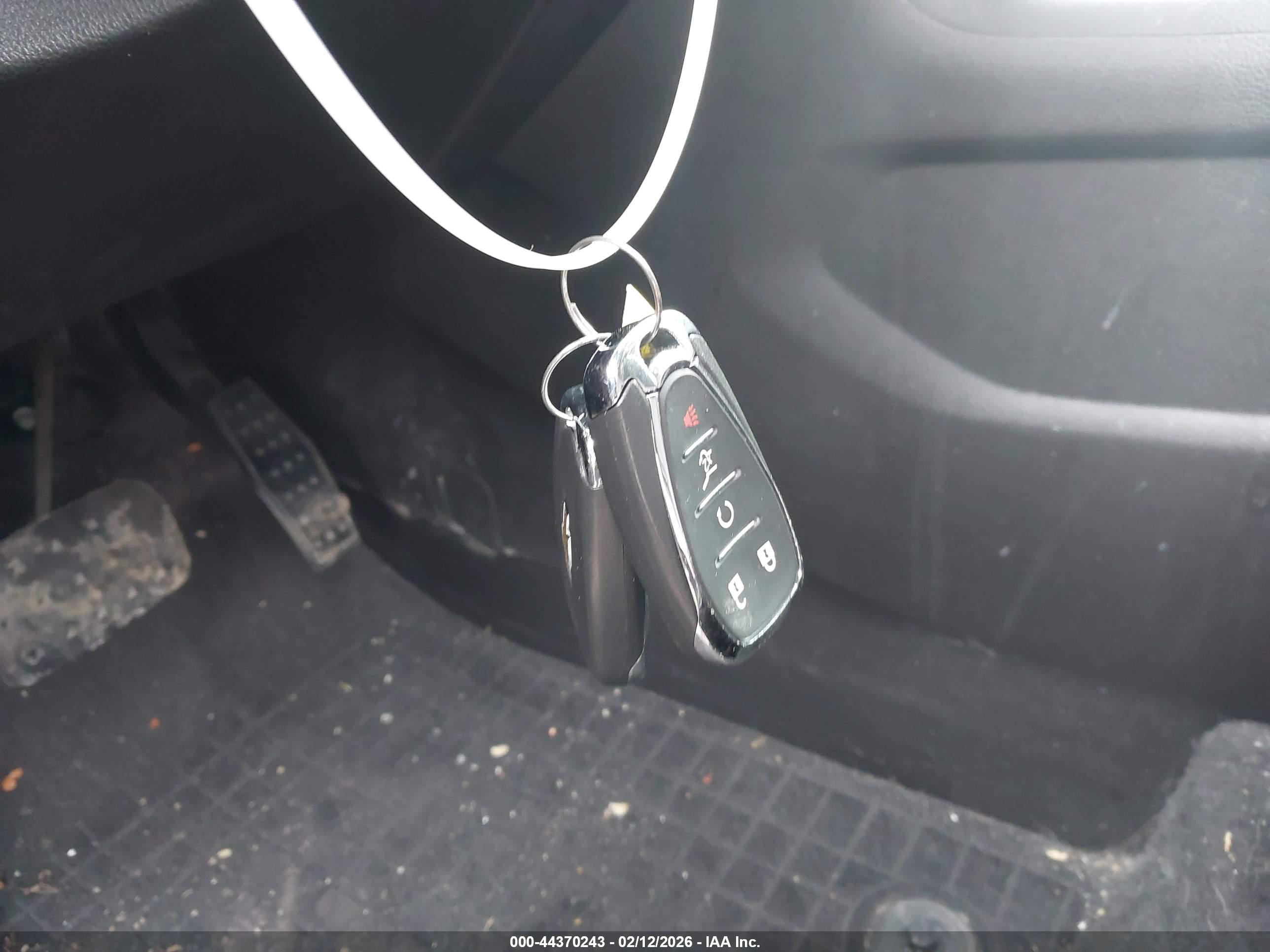 CHEVROLET TRAVERSE image 11