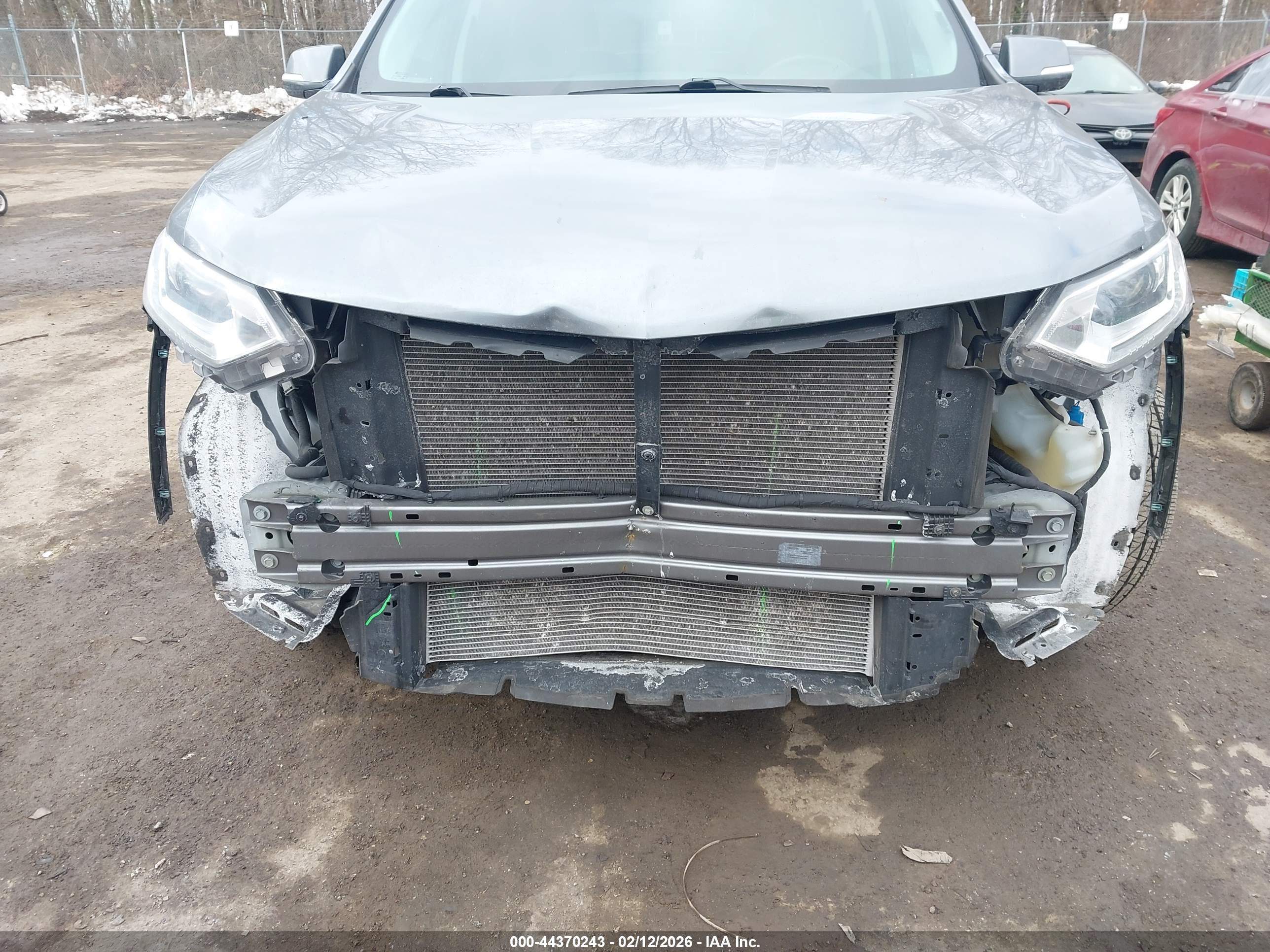 CHEVROLET TRAVERSE image 6
