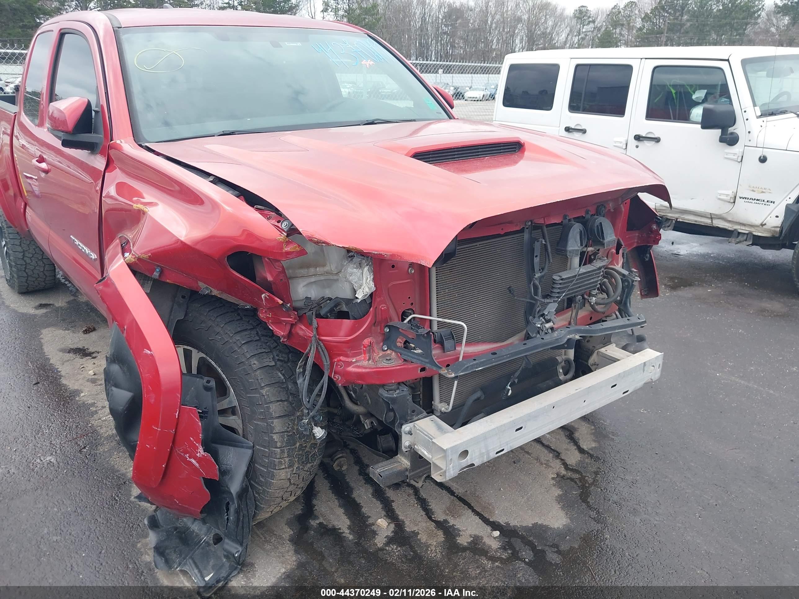 TOYOTA TACOMA image 6
