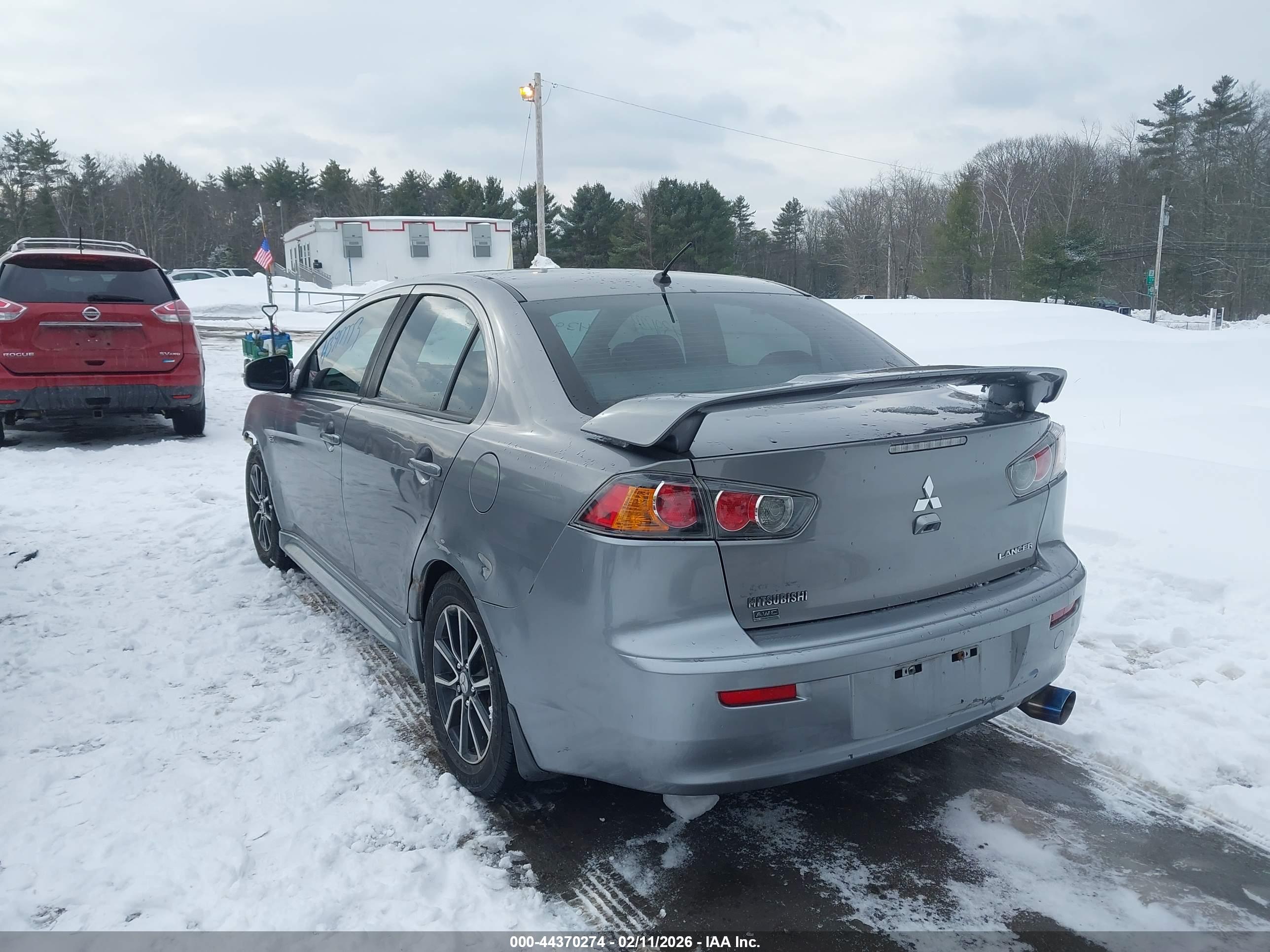 MITSUBISHI LANCER image 3