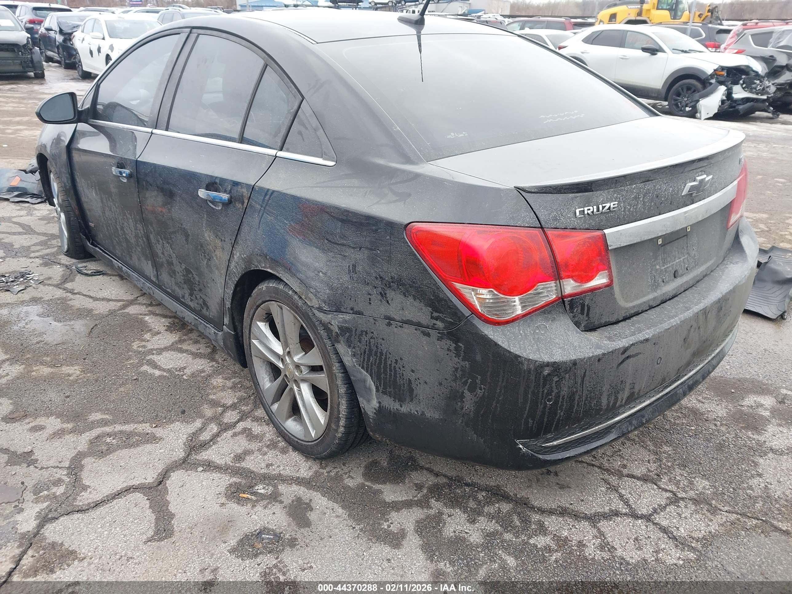 CHEVROLET CRUZE image 3