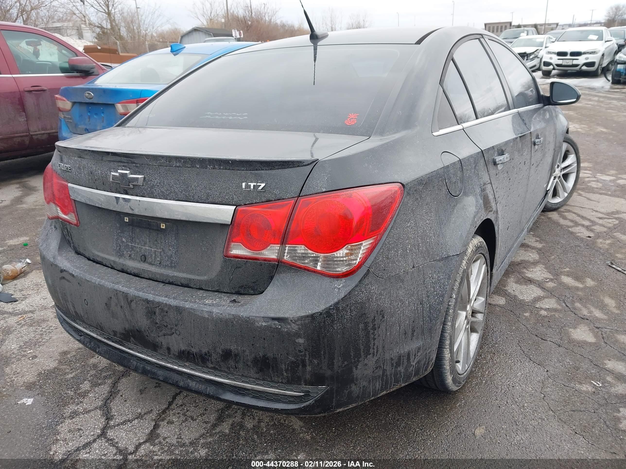 CHEVROLET CRUZE image 4