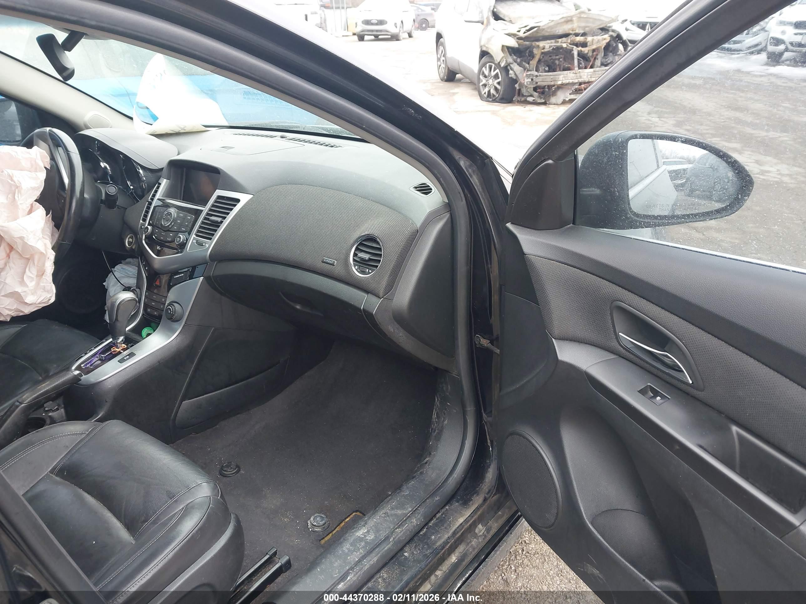 CHEVROLET CRUZE image 5