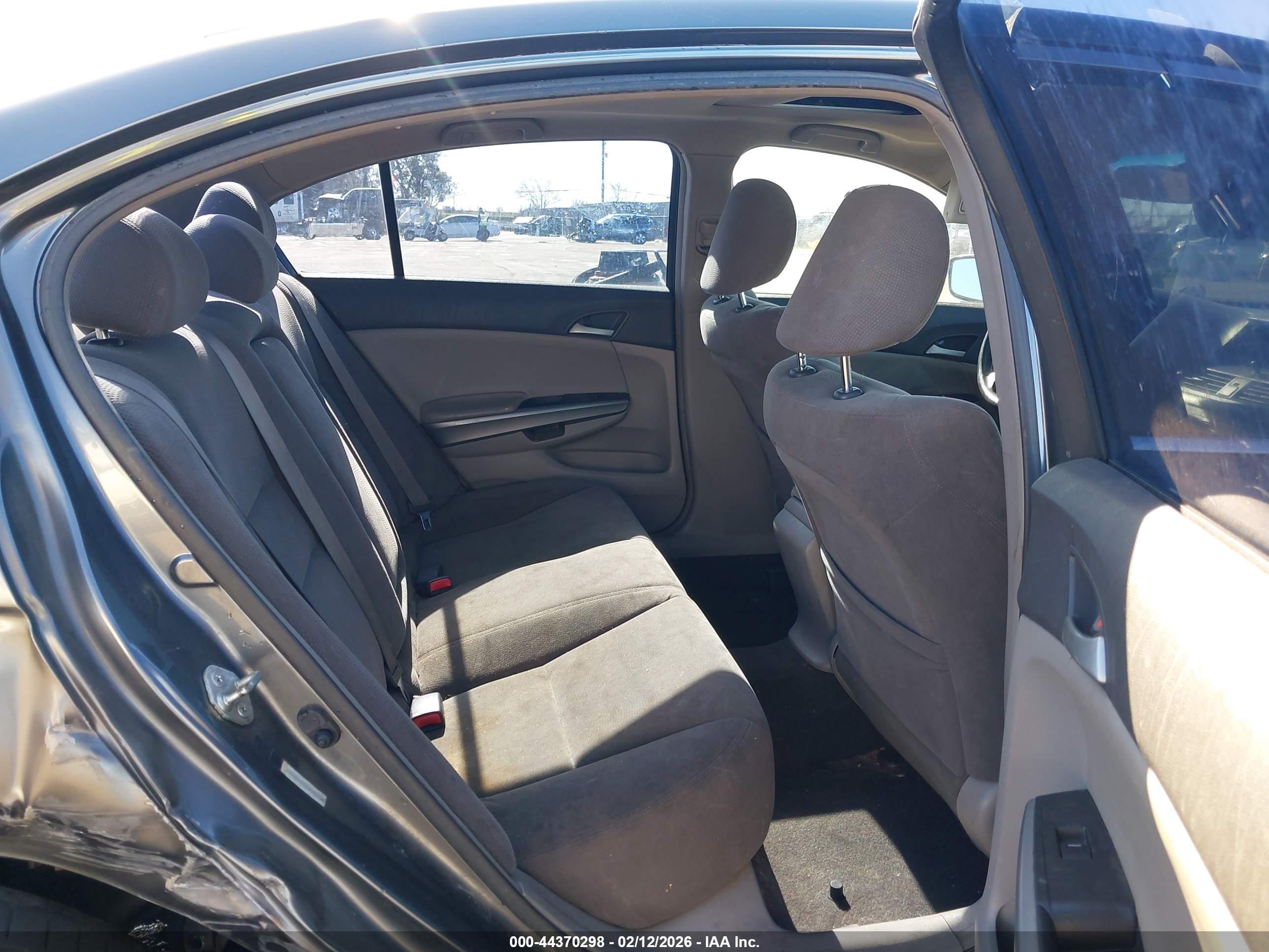 HONDA ACCORD image 8