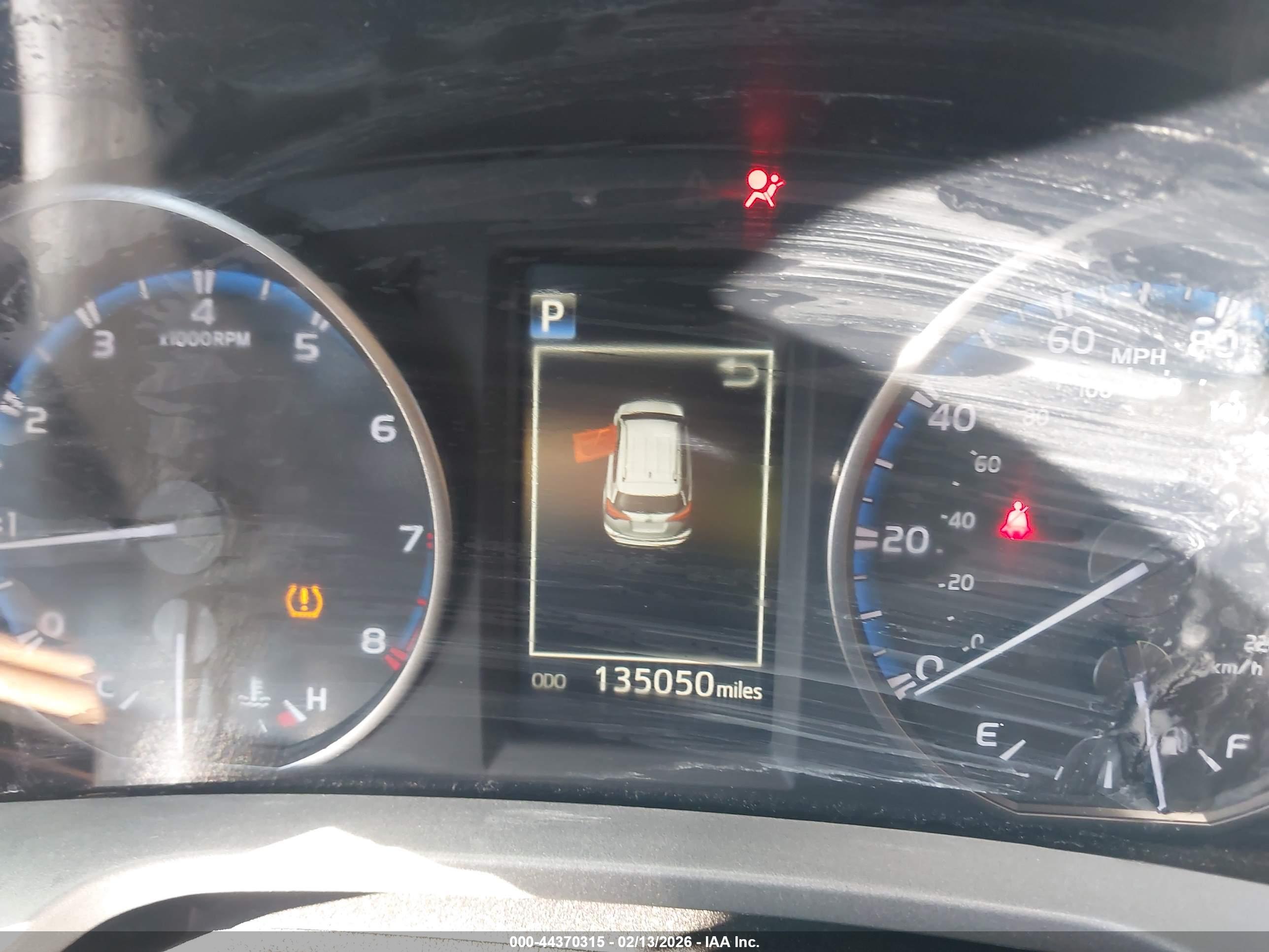 TOYOTA RAV4 image 7