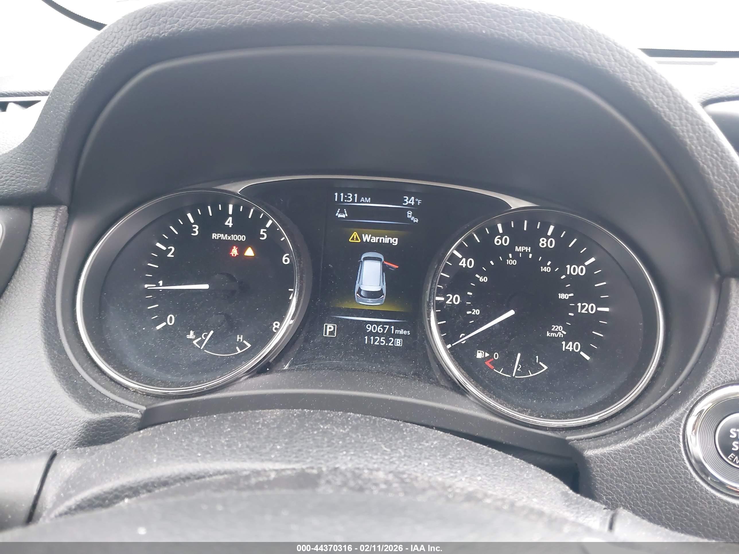 NISSAN ROGUE image 7