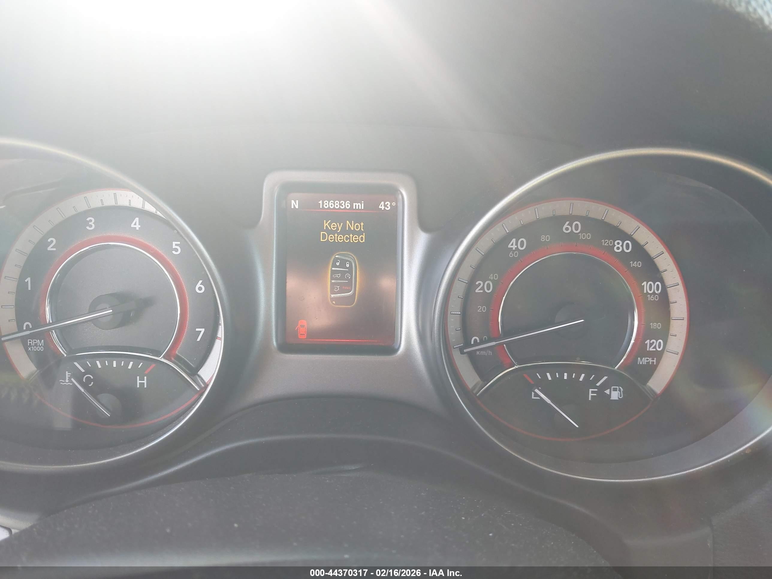 DODGE JOURNEY image 7