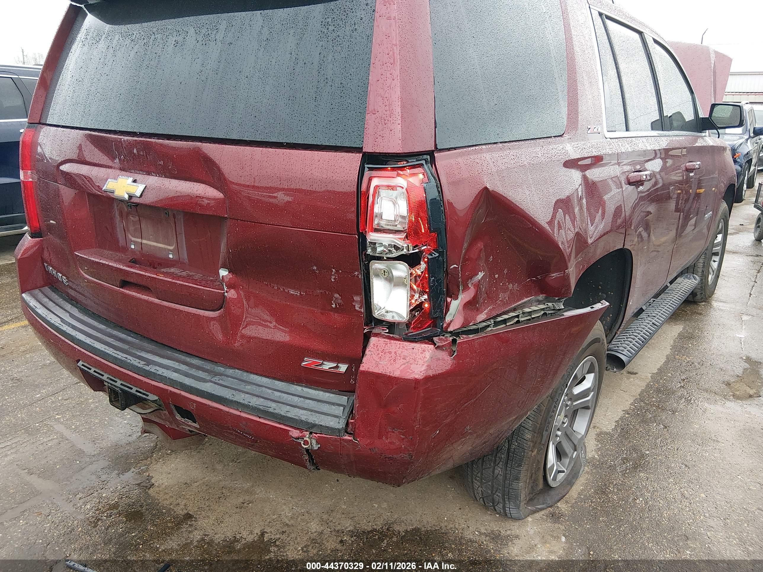 CHEVROLET TAHOE image 6