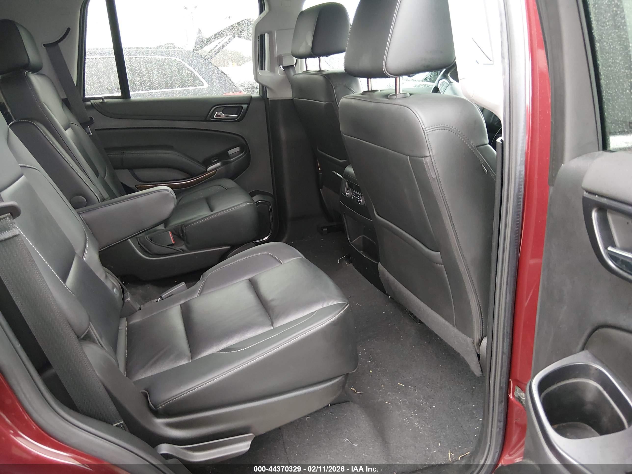 CHEVROLET TAHOE image 8