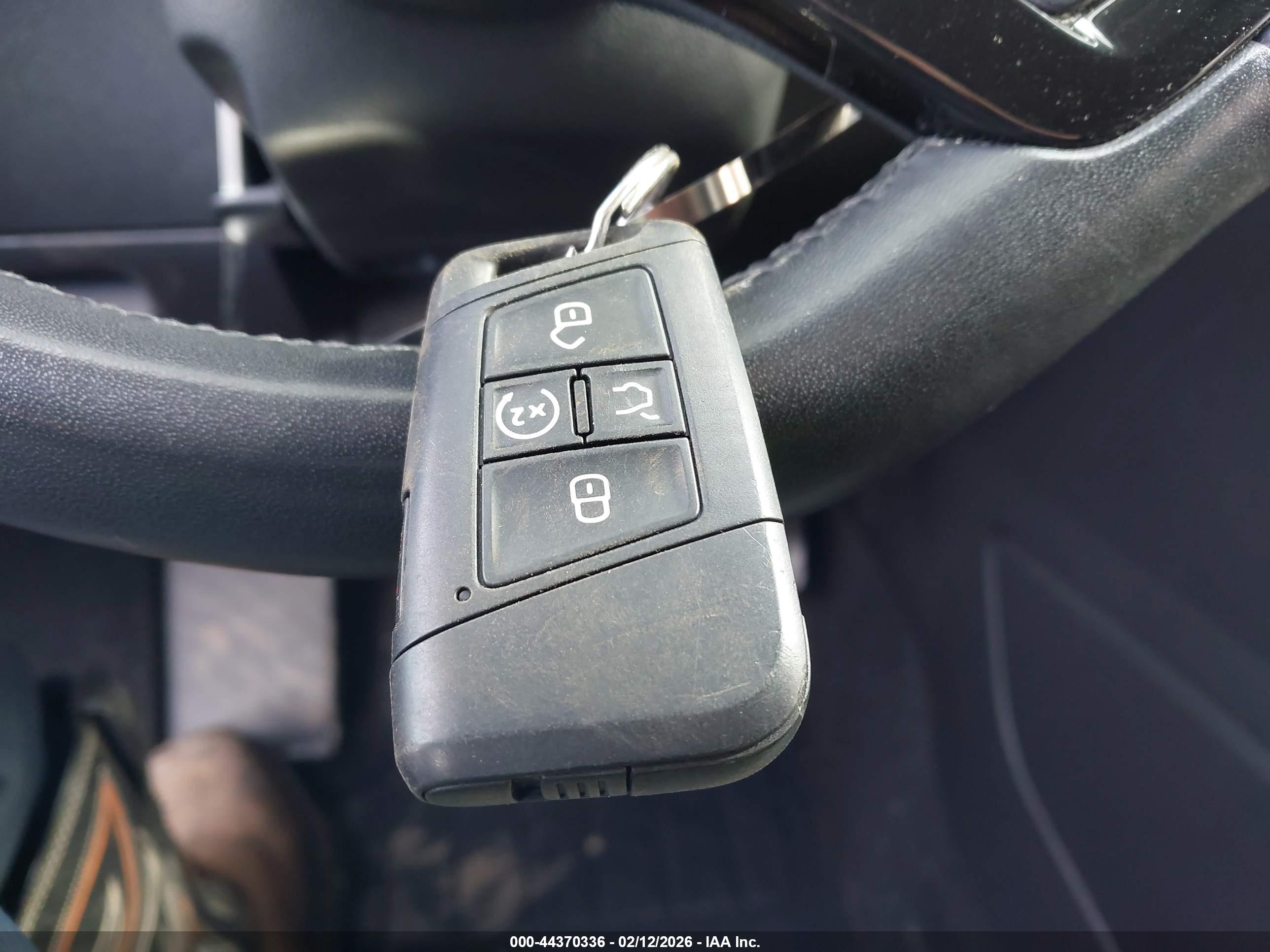 VOLKSWAGEN ATLAS image 11