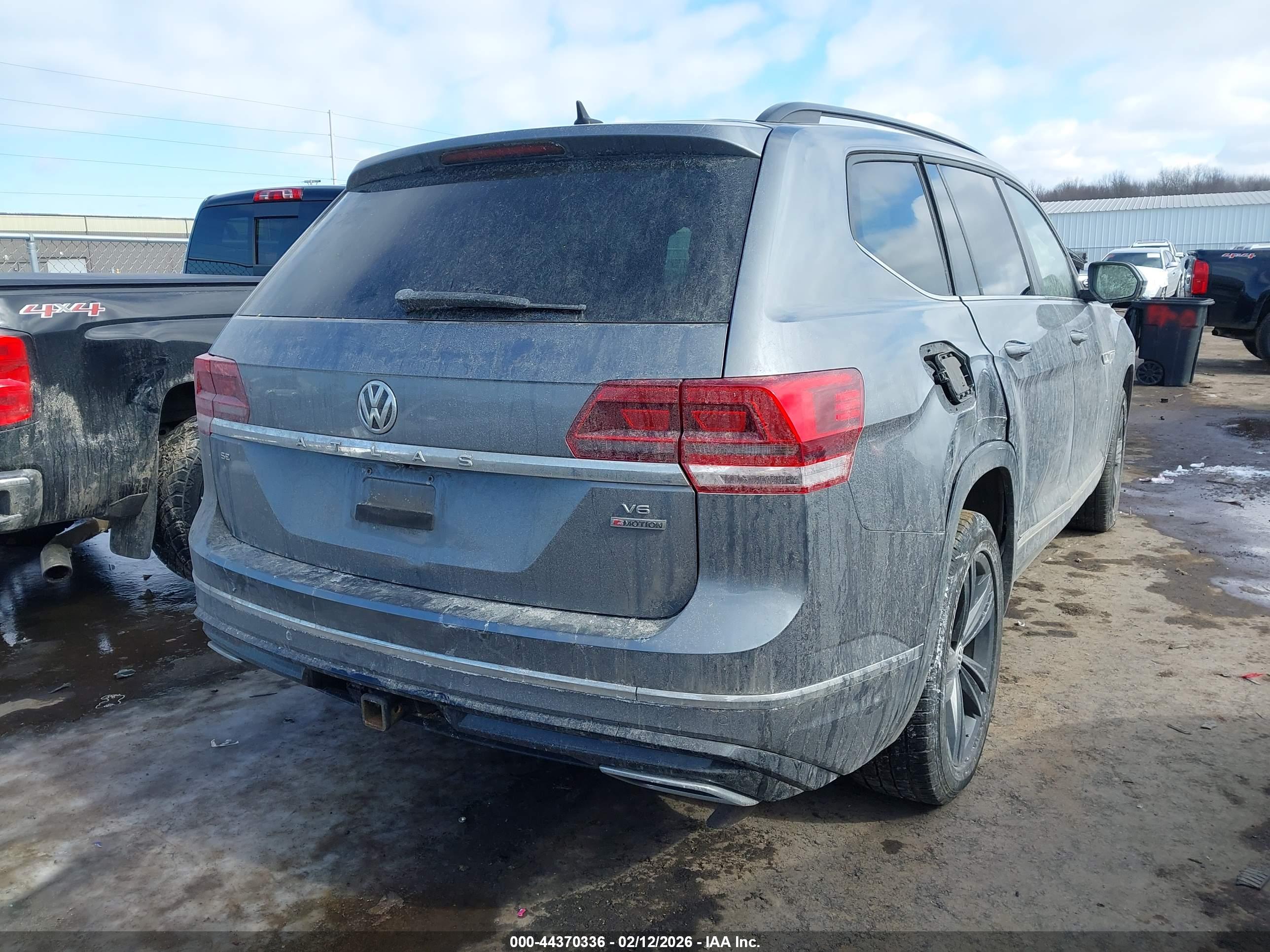 VOLKSWAGEN ATLAS image 4